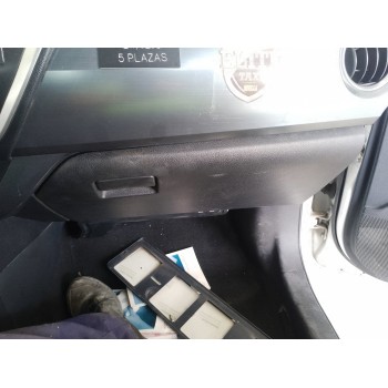 Recambio de guantera para toyota auris hybrid active referencia OEM IAM   
