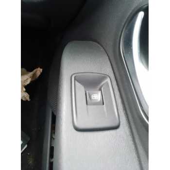 MANDO ELEVALUNAS DELANTERO DERECHO 2800R 