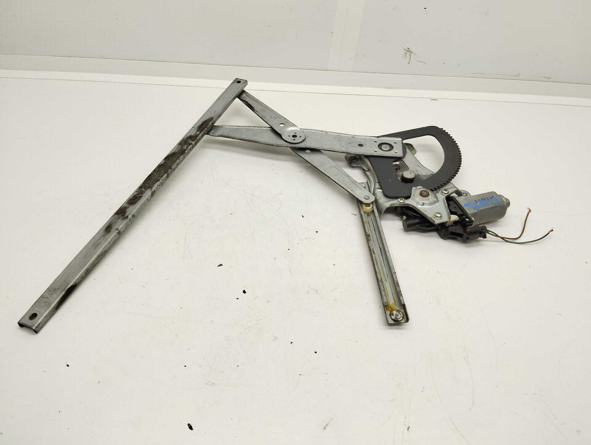 Recambio de elevalunas delantero izquierdo para chevrolet kalos 1.2 cat referencia OEM IAM 96541738 DENSO 