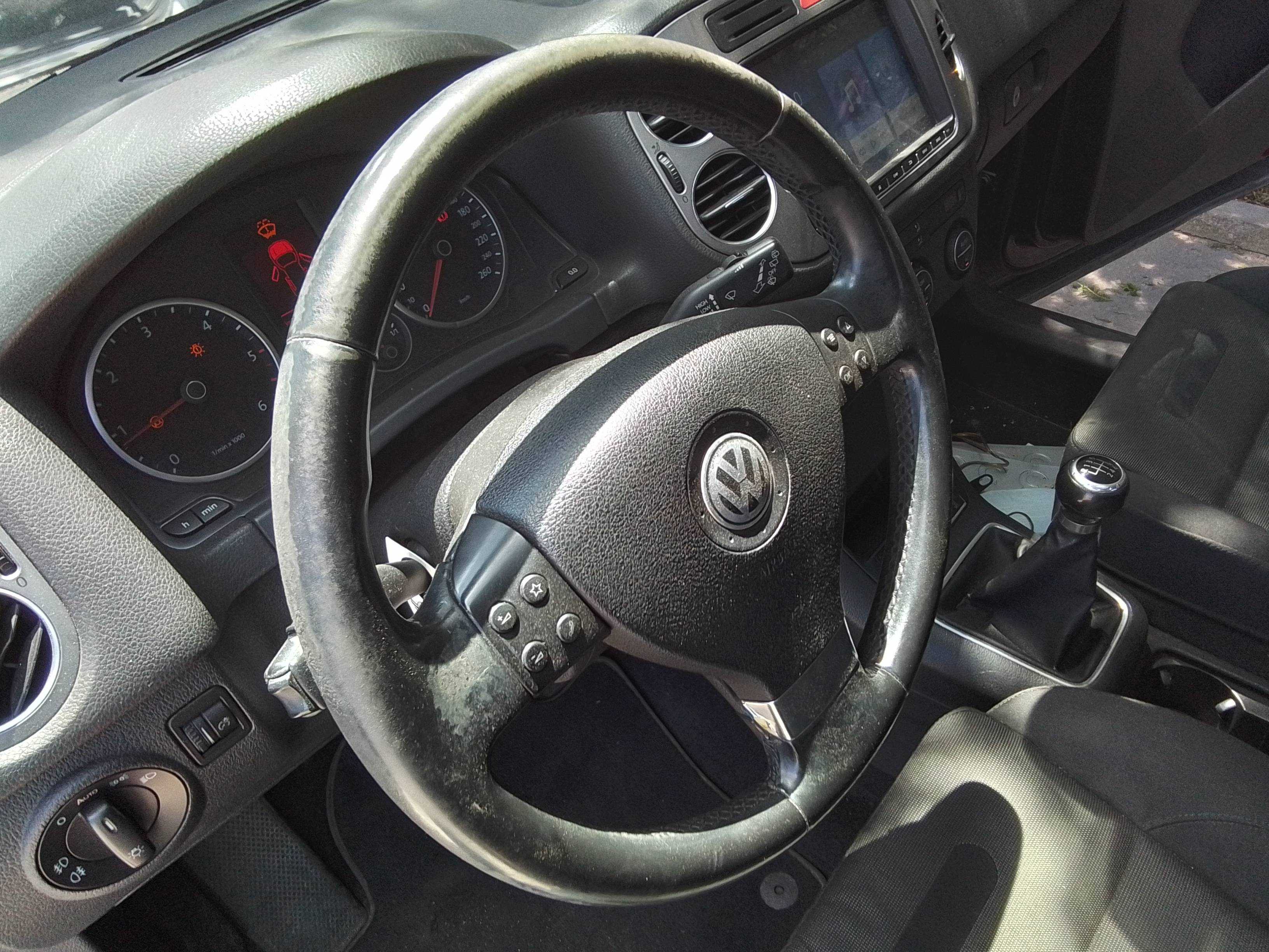 Recambio de volante para volkswagen tiguan (5n1) 2.0 tdi referencia OEM IAM   