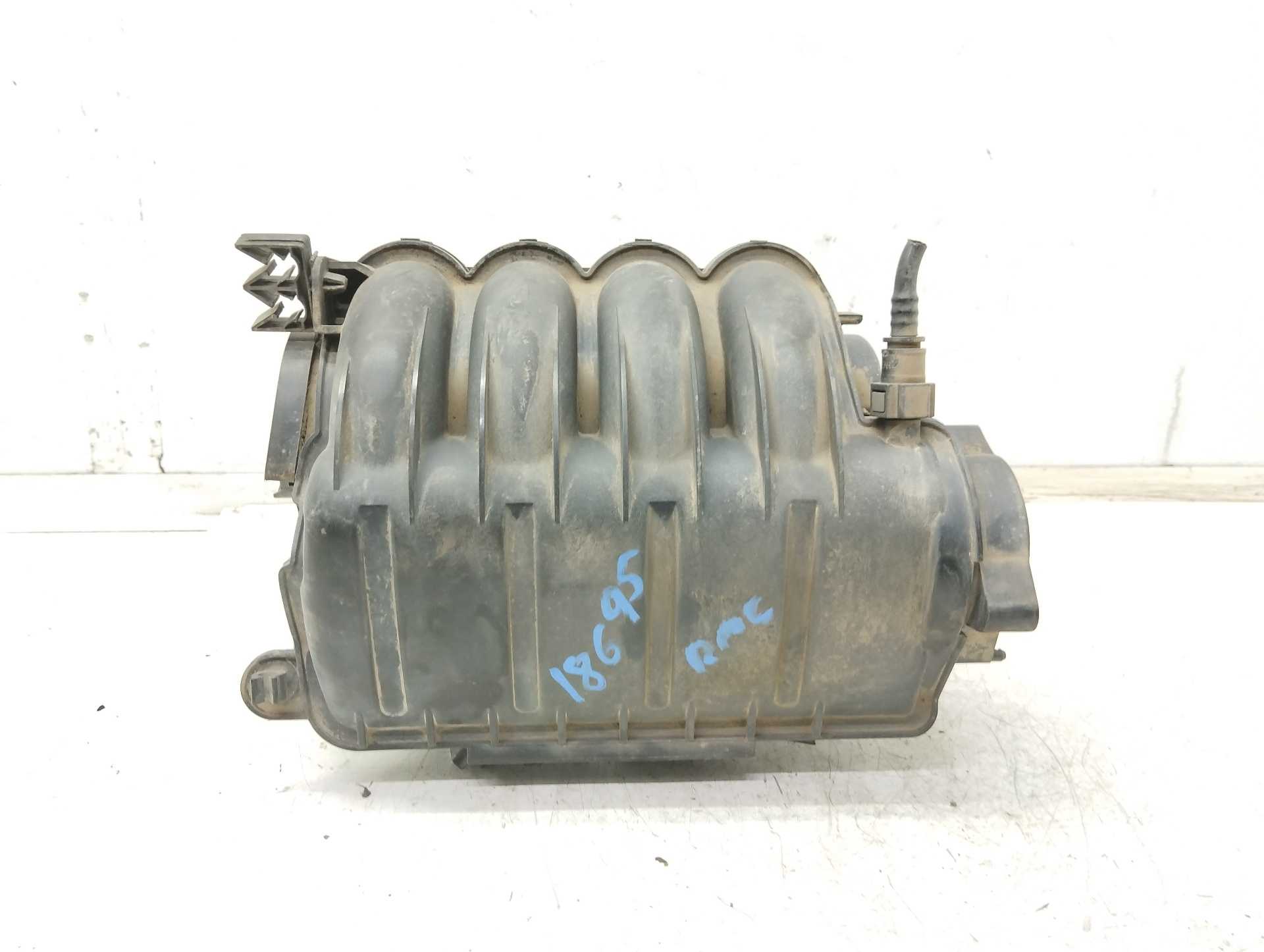 Recambio de colector admision para citroën c4 berlina collection referencia OEM IAM 9635885080  