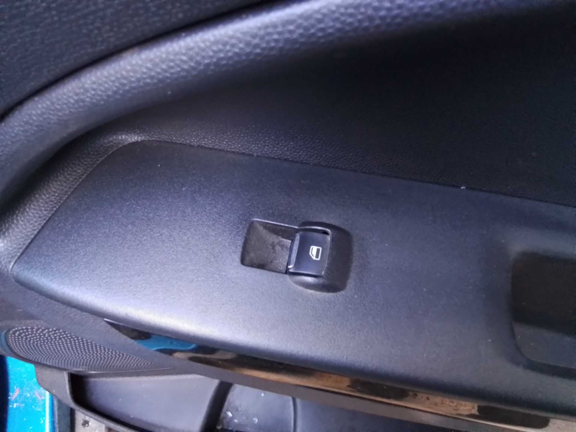 Recambio de mando elevalunas delantero derecho para ford ecosport (cr6) cool&connect referencia OEM IAM   