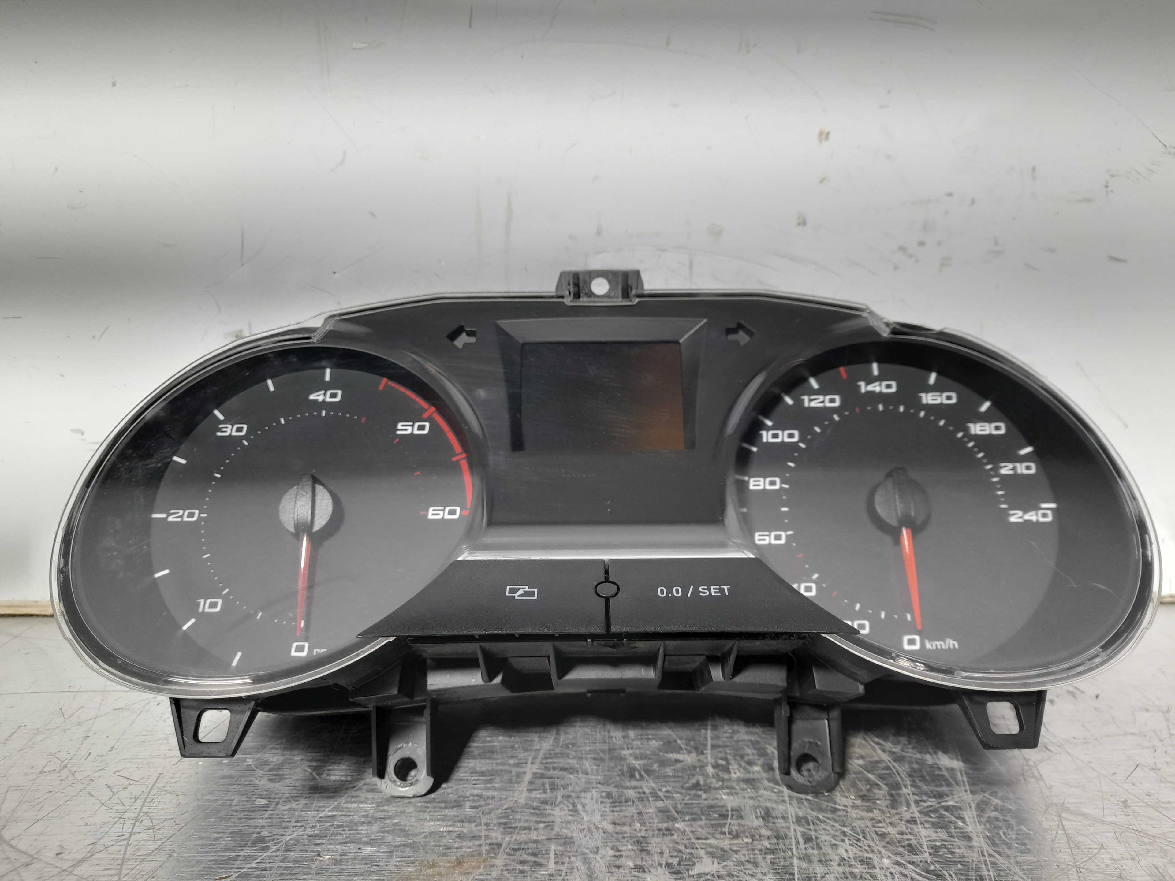 Recambio de cuadro instrumentos para seat ibiza (6j5) ecomotive referencia OEM IAM 6J0920801A  