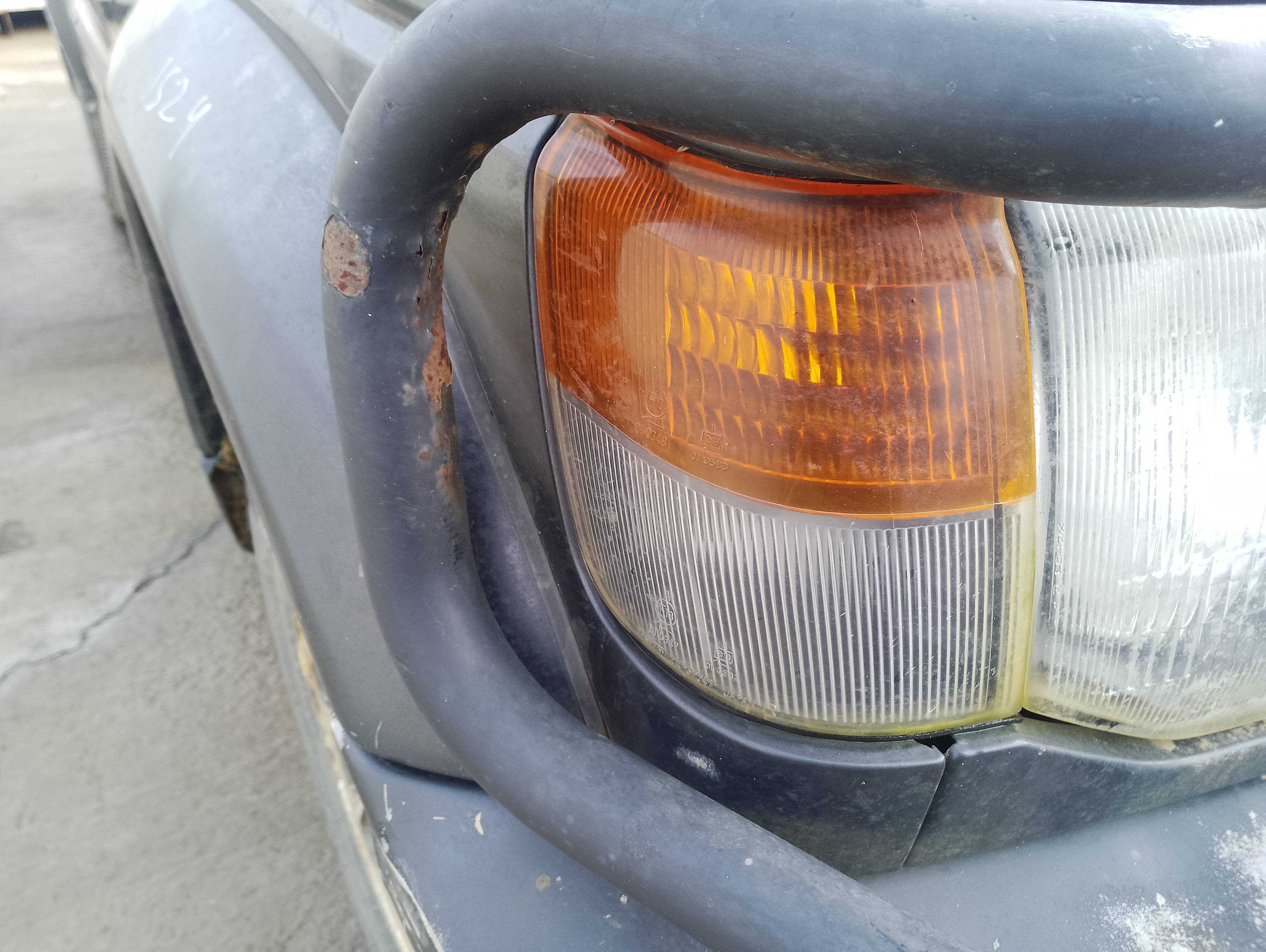 Recambio de piloto delantero derecho para mitsubishi pajero 2.5 turbodiesel referencia OEM IAM   