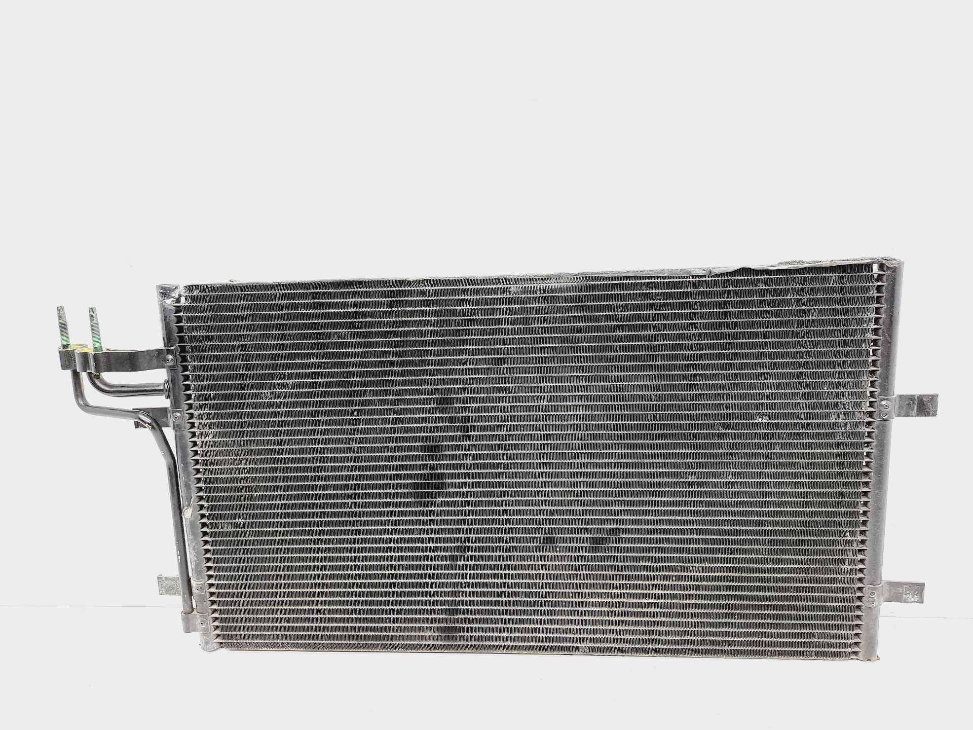 Recambio de condensador / radiador aire acondicionado para ford focus berlina (cap) ambiente (d) referencia OEM IAM   