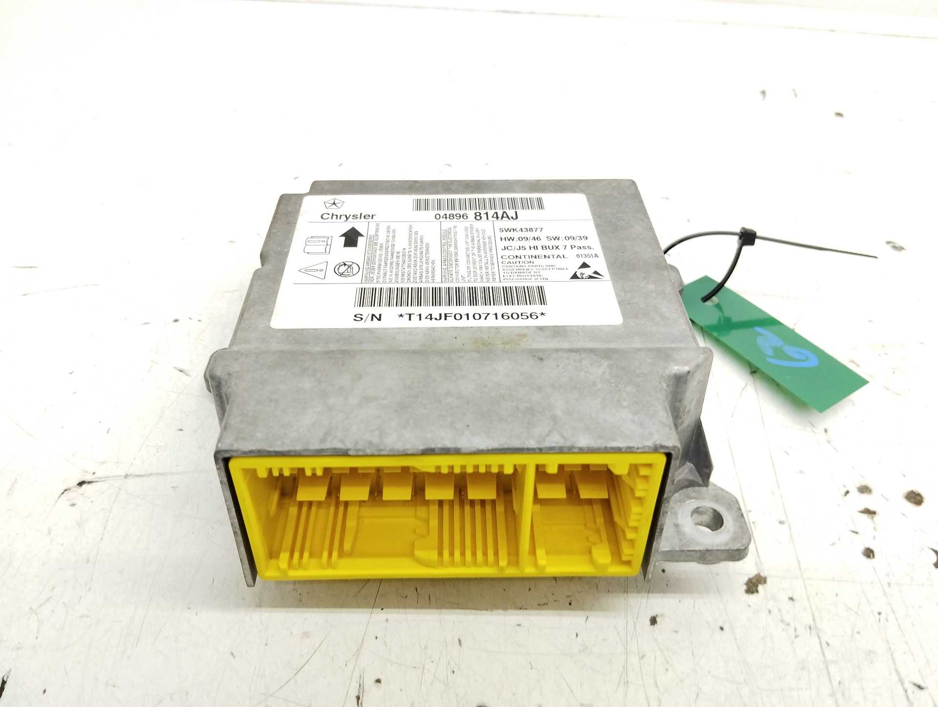 Recambio de centralita airbag para dodge journey se referencia OEM IAM 04896814AJ 5WK43877 CONTINENTAL