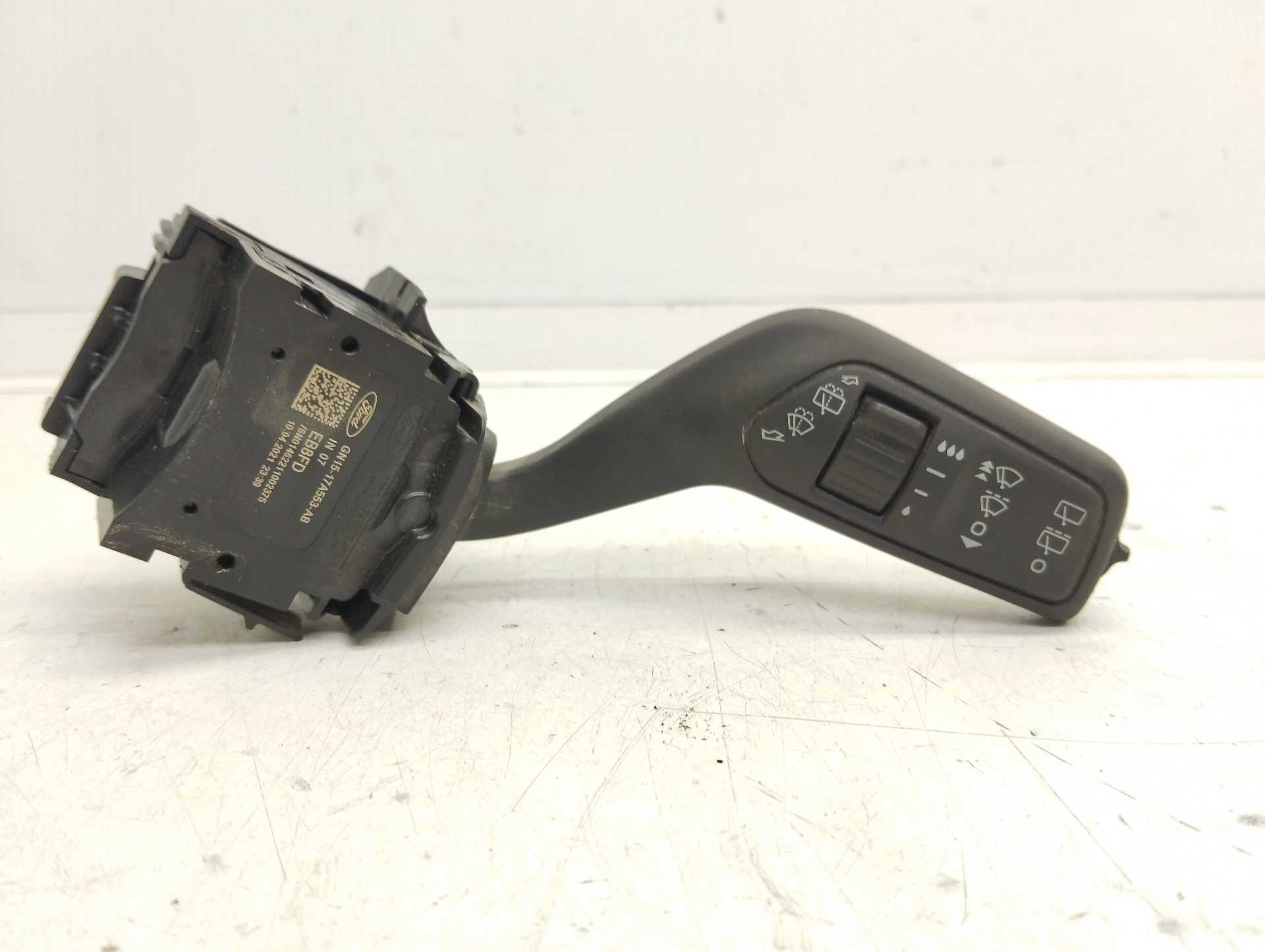 Recambio de mando limpia para ford ecosport (cr6) cool&connect referencia OEM IAM GN1517A553AB  