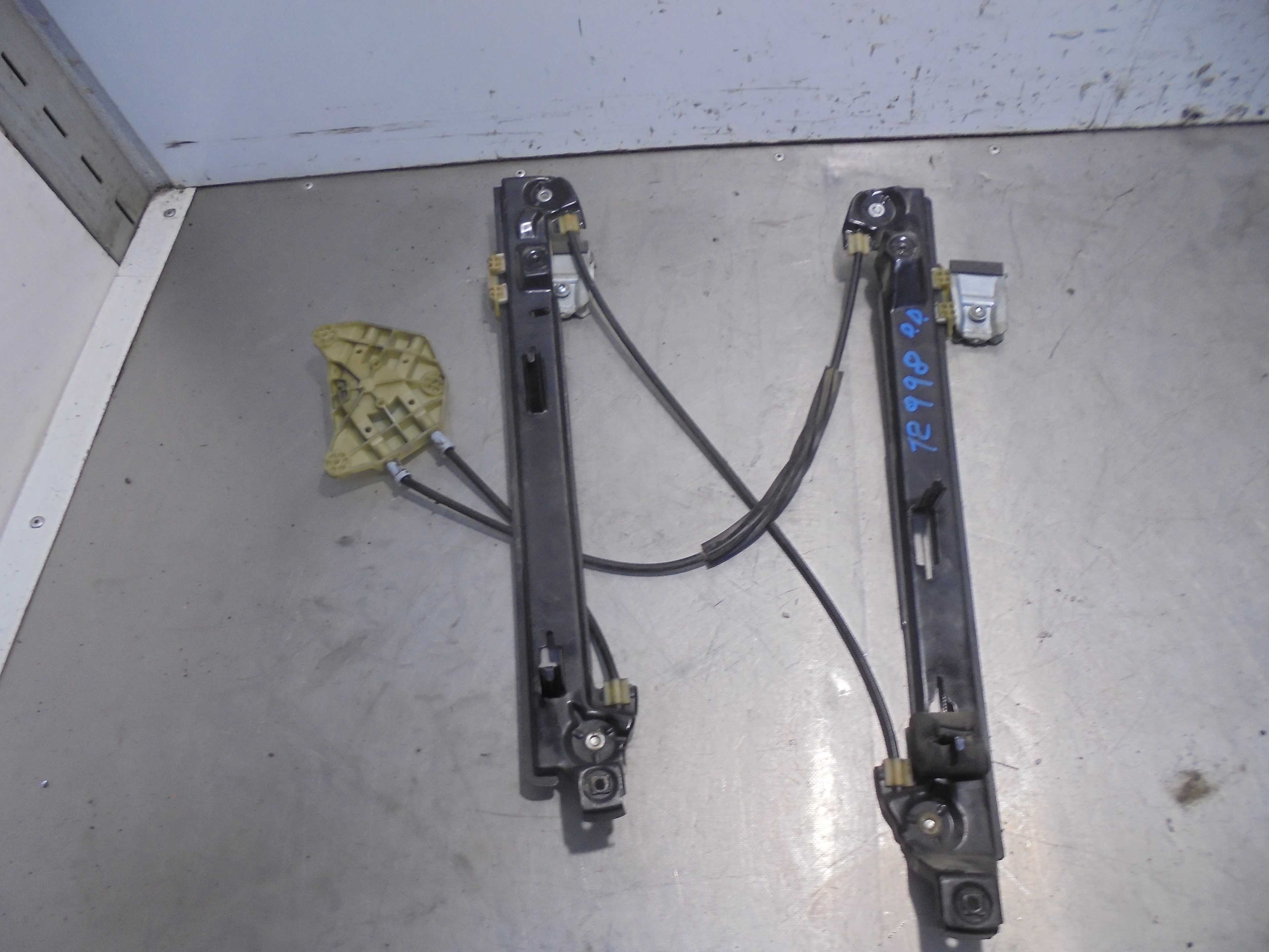 Recambio de elevalunas trasero derecho para seat leon (1p1) comfort limited referencia OEM IAM  ELECTRICO 5 PUERTAS 