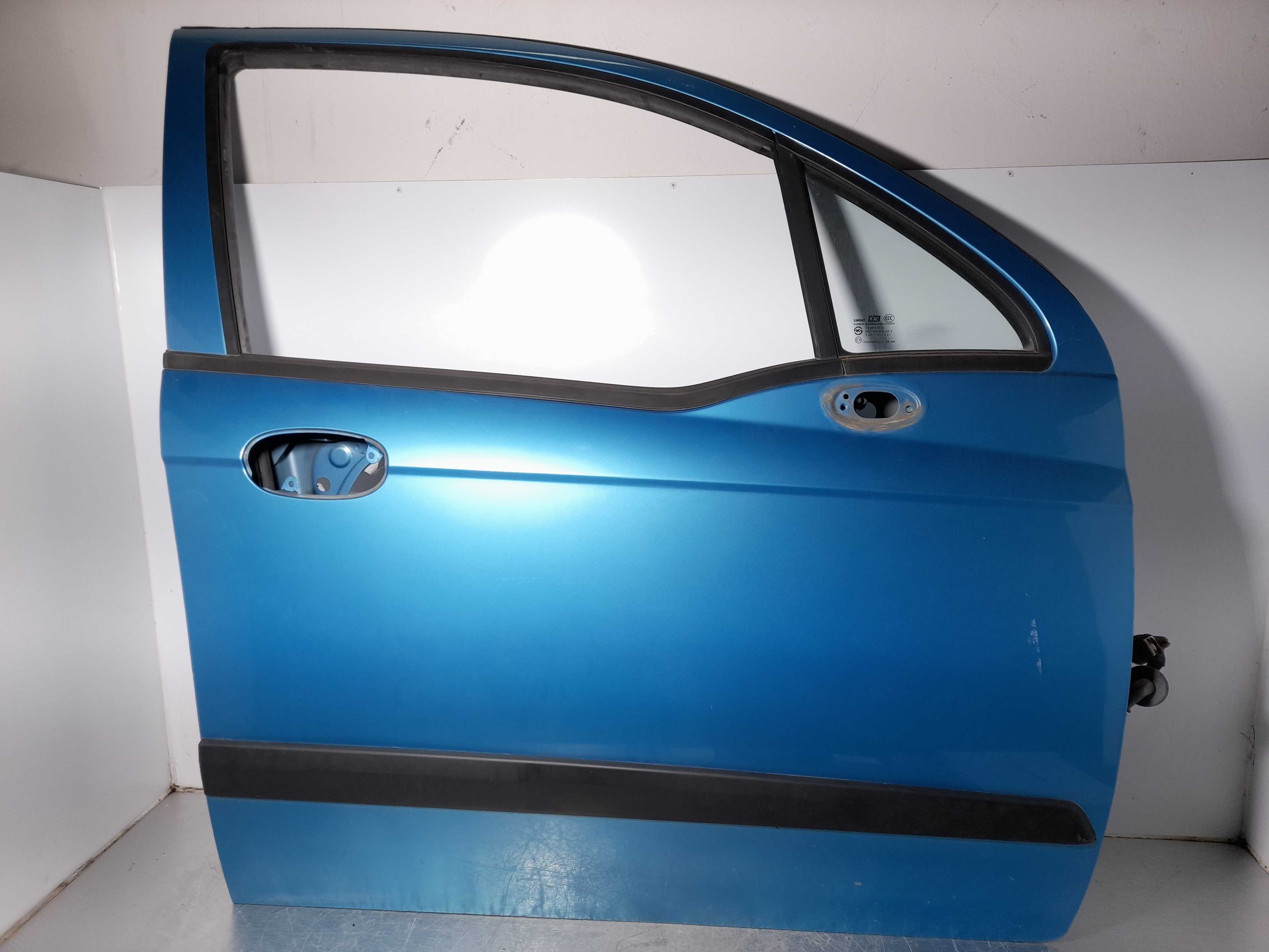 Recambio de puerta delantera derecha para chevrolet matiz se referencia OEM IAM   