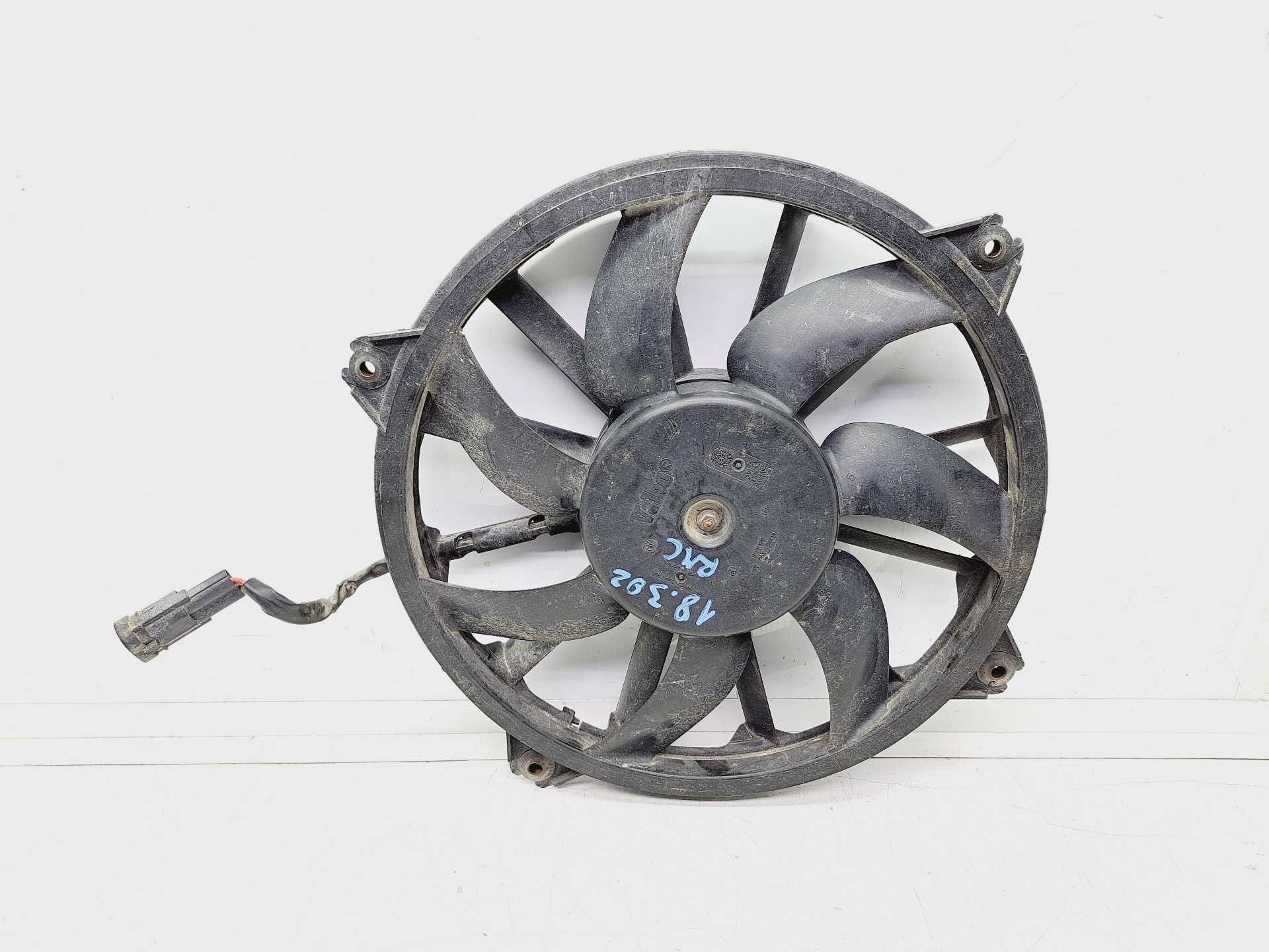 Recambio de electroventilador para peugeot 3008 1.6 hdi fap referencia OEM IAM 9661571480 988495H VALEO