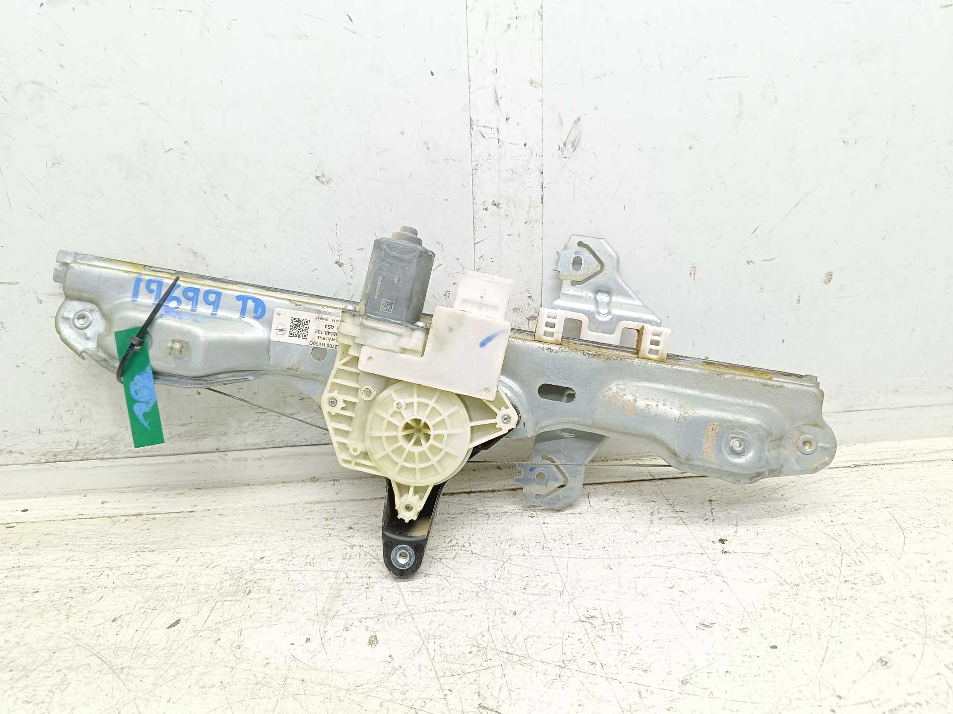 Recambio de elevalunas trasero derecho para nissan qashqai (j11) n-style referencia OEM IAM 82700HV00C C88540103 