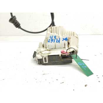 CERRADURA PUERTA DELANTERA DERECHA P04589694AA 