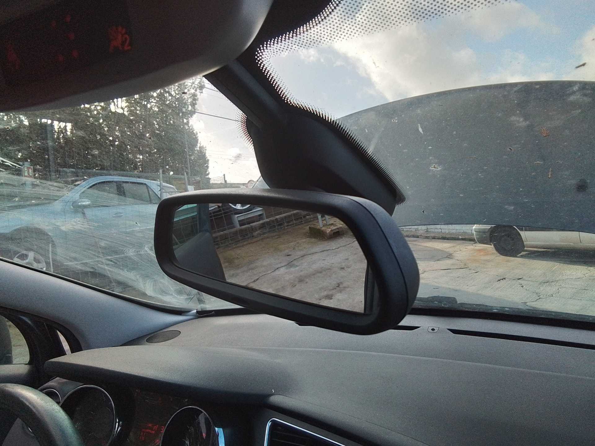 Recambio de espejo para peugeot 3008 1.6 hdi fap referencia OEM IAM   