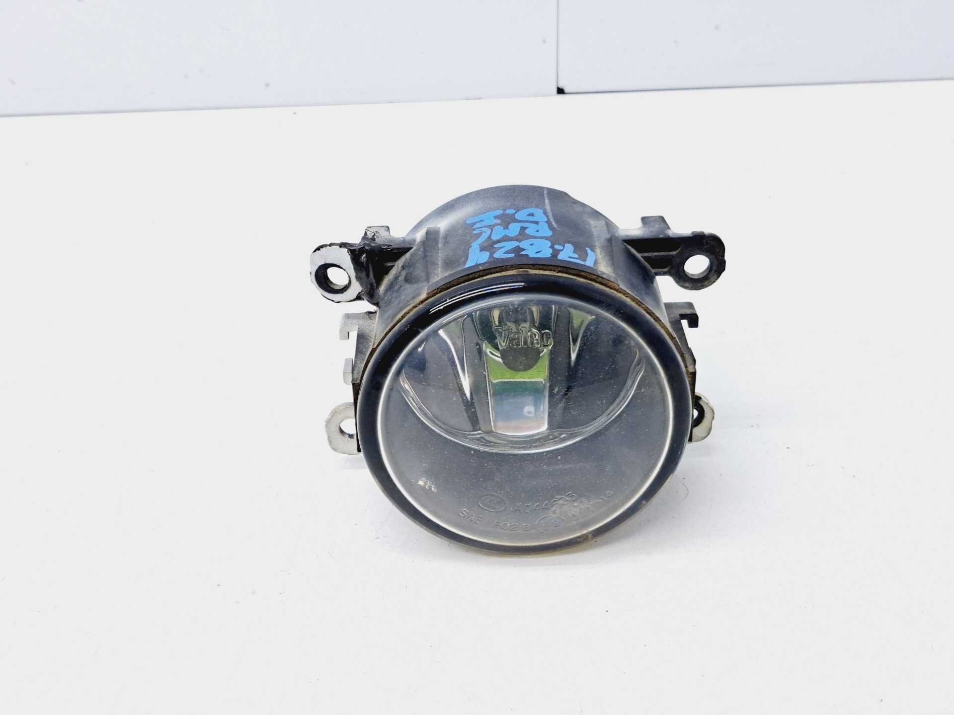 Recambio de faro antiniebla izquierdo para ford focus berlina (cap) ambiente (d) referencia OEM IAM 89210094 VALEO 