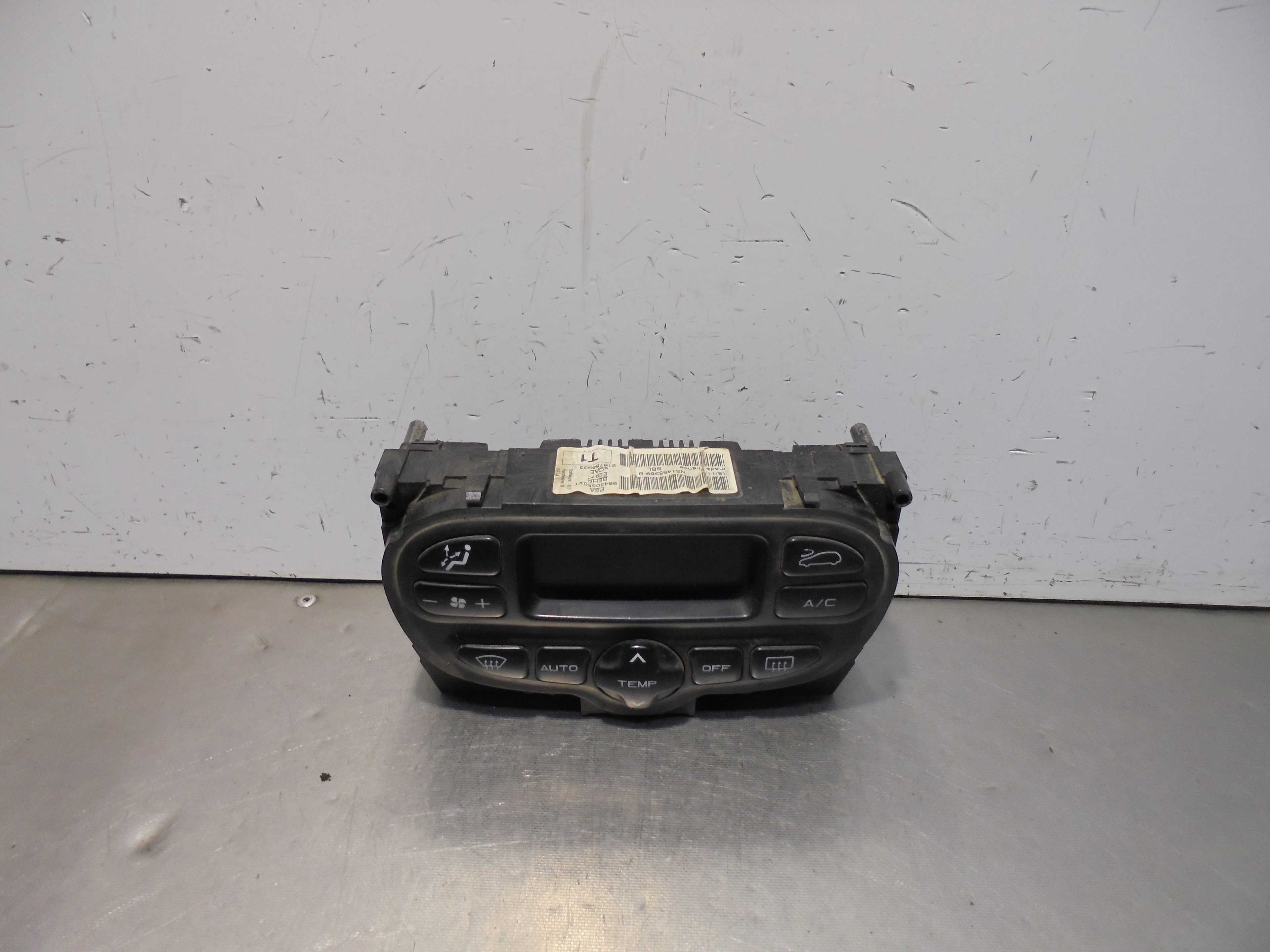 Recambio de mando climatizador para peugeot 206 berlina xs referencia OEM IAM 96430550XT  