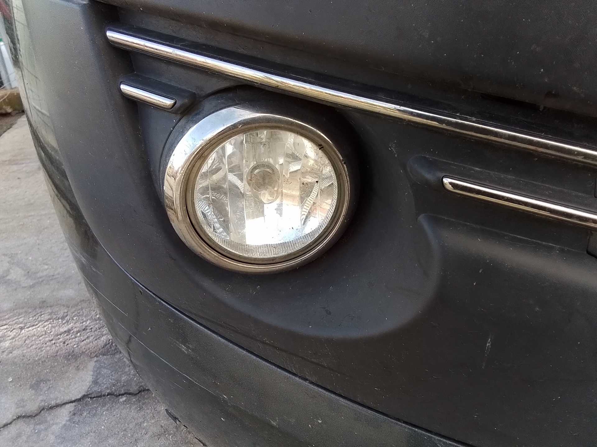 Recambio de faro antiniebla derecho para peugeot 3008 1.6 hdi fap referencia OEM IAM   