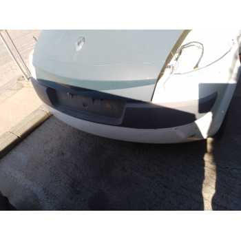 PARAGOLPES TRASERO 