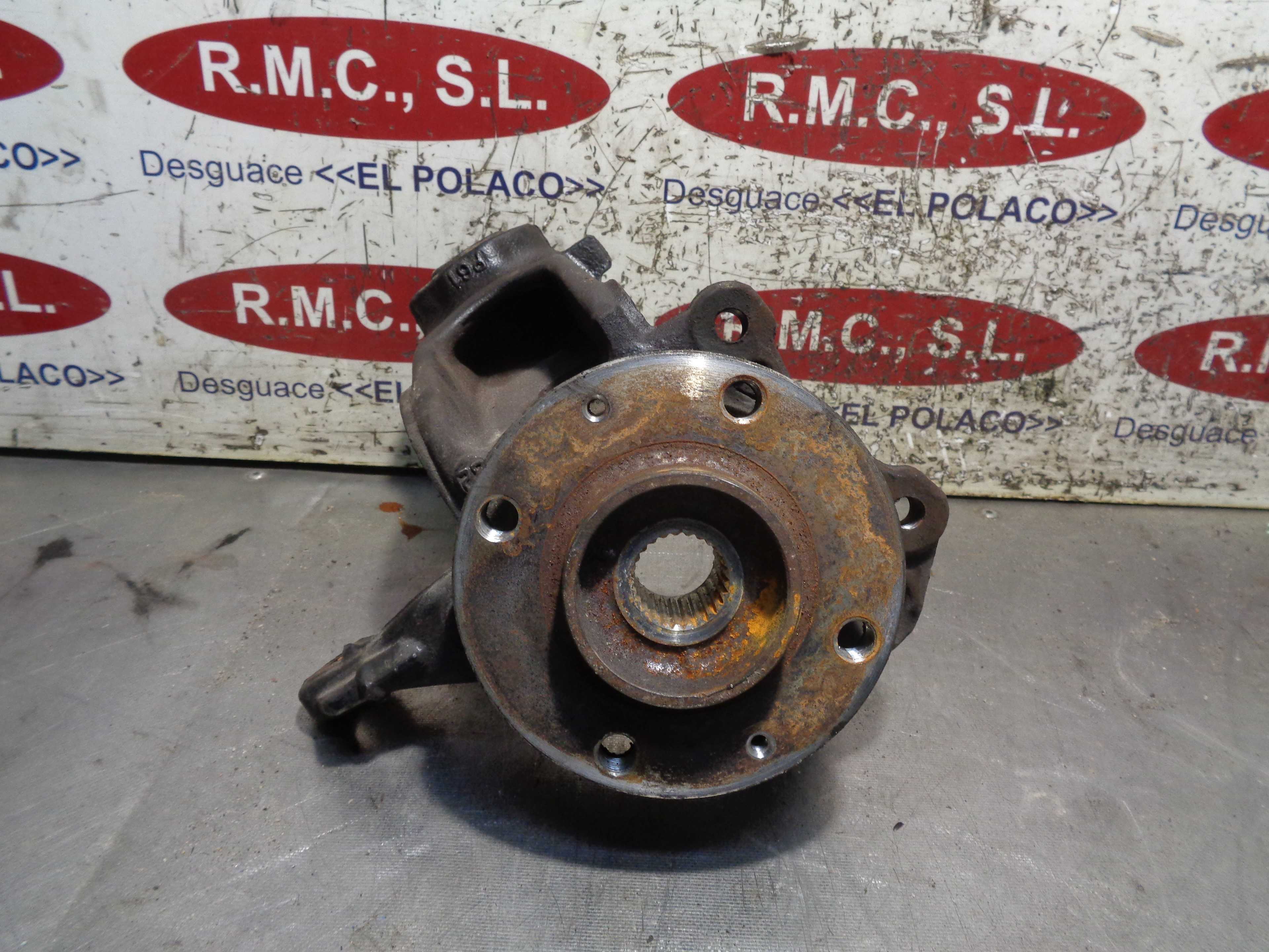 Recambio de mangueta delantera derecha para citroën c-elysée 1.6 blue-hdi fap referencia OEM IAM   