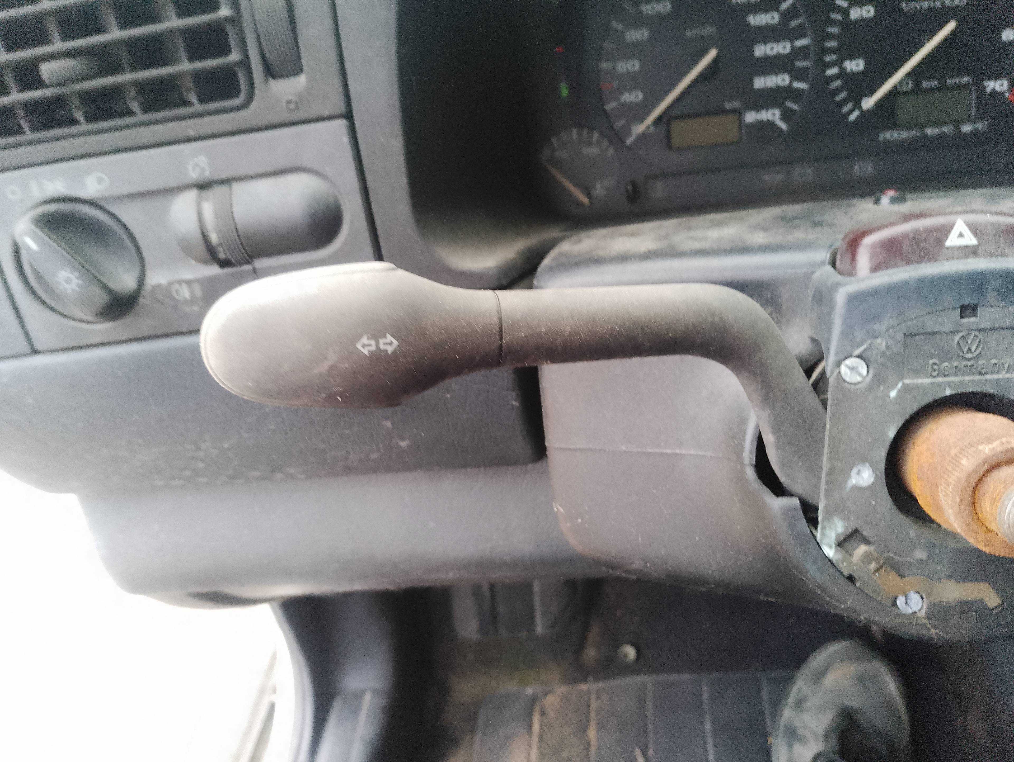 Recambio de mando intermitentes para volkswagen golf iii berlina (1h1) 2.0 referencia OEM IAM   