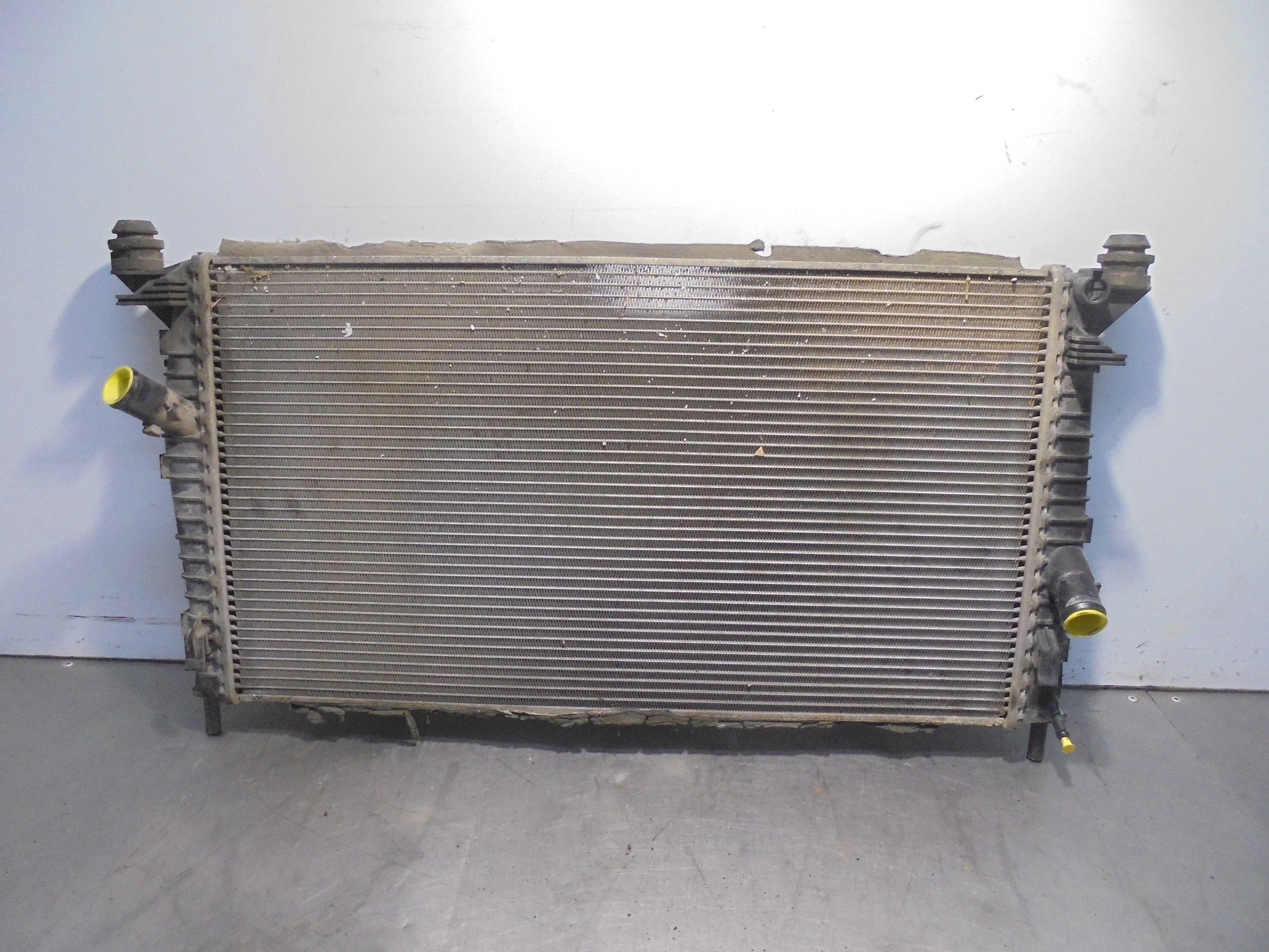 Recambio de radiador agua para ford focus c-max (cap) ambiente (d) referencia OEM IAM 3M5H8005RJ  