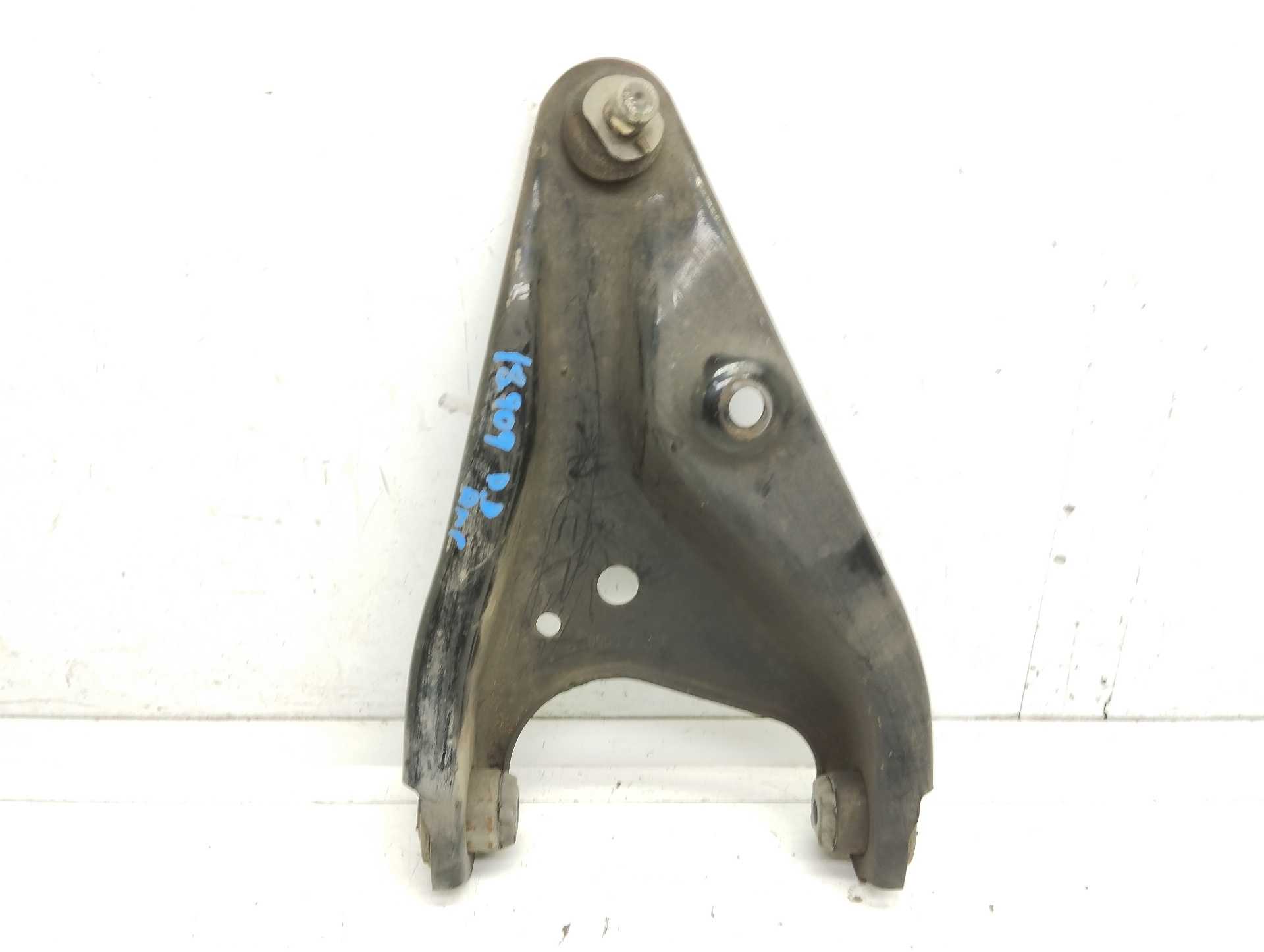Recambio de brazo suspension inferior delantero derecho para dacia logan ii ambiance referencia OEM IAM   