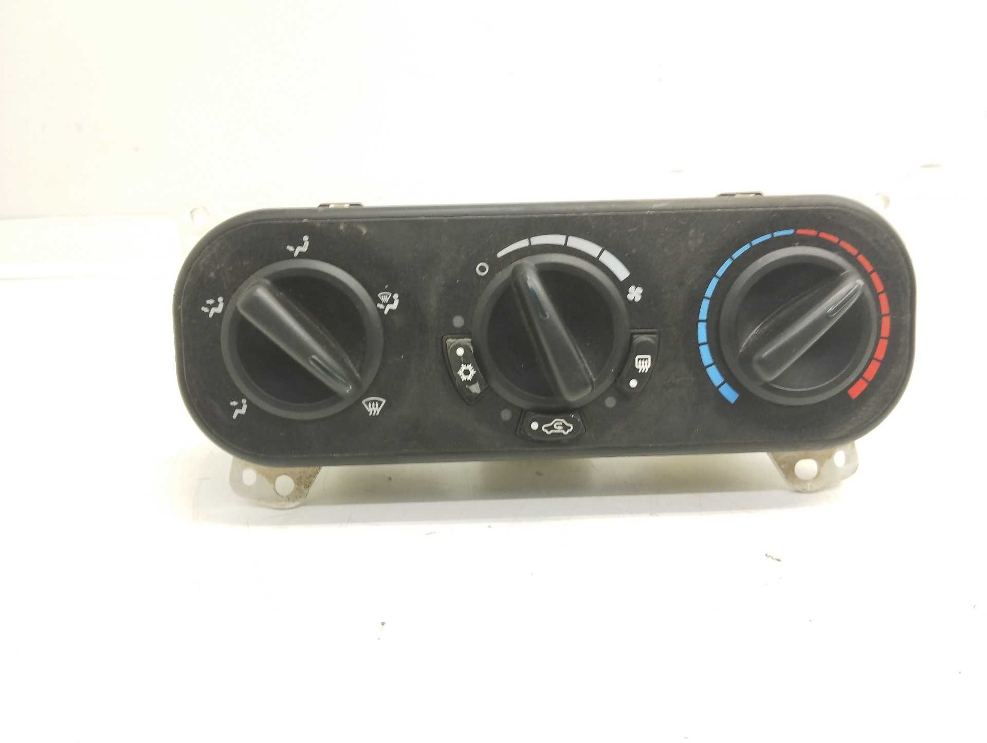 Recambio de mando climatizador para jeep compass limited referencia OEM IAM P55111874AB  