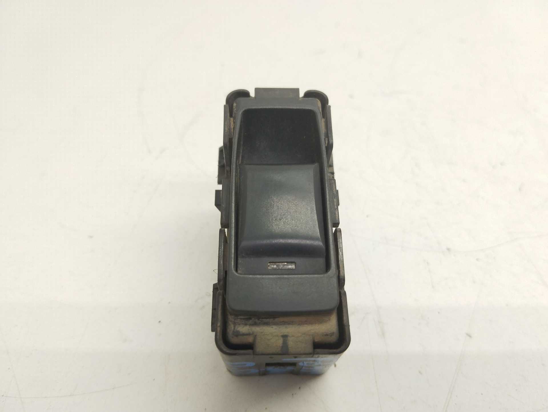 Recambio de mando elevalunas delantero derecho para jeep compass limited referencia OEM IAM 56040693AD  