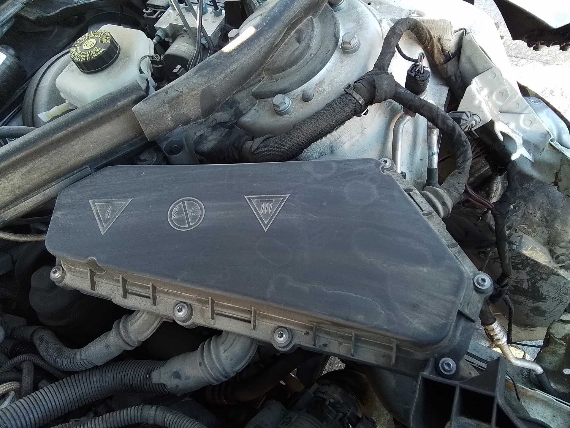 Recambio de caja reles / fusibles para bmw serie 1 lim. (f20/f21) 1.5 12v turbodiesel referencia OEM IAM   