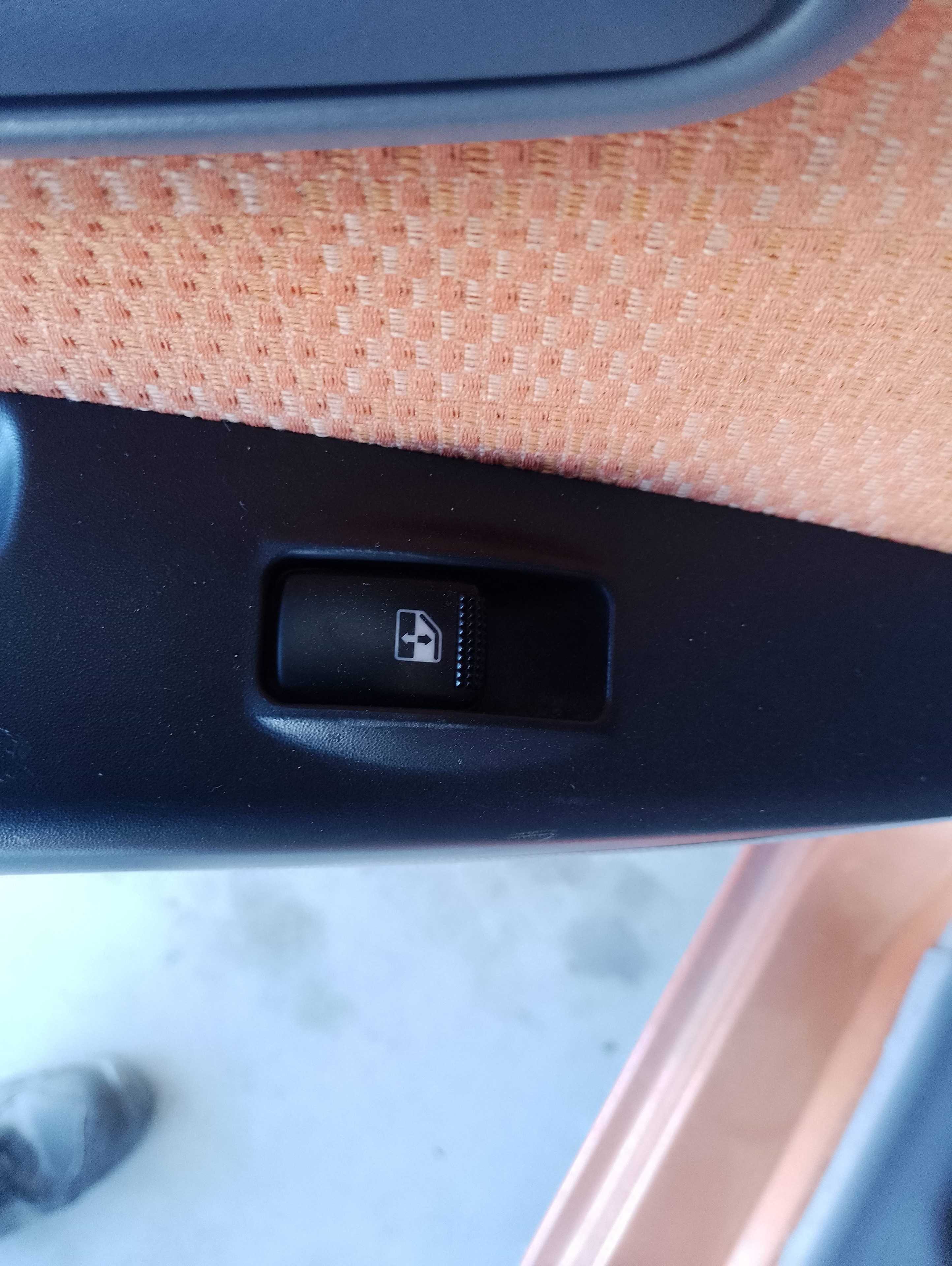 Recambio de mando elevalunas trasero izquierdo para kia picanto 1.1 active referencia OEM IAM   