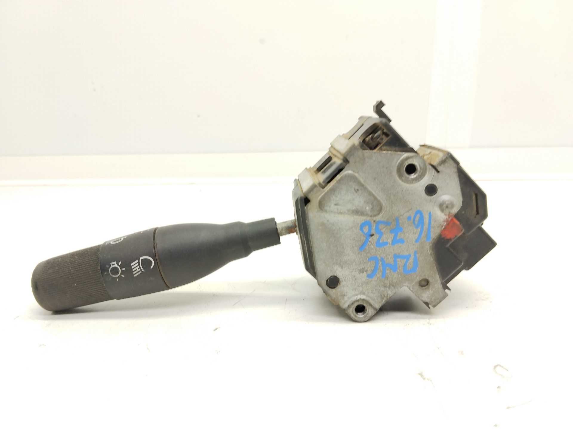 Recambio de mando luces para peugeot 205 berlina 1.8 d generation referencia OEM IAM   