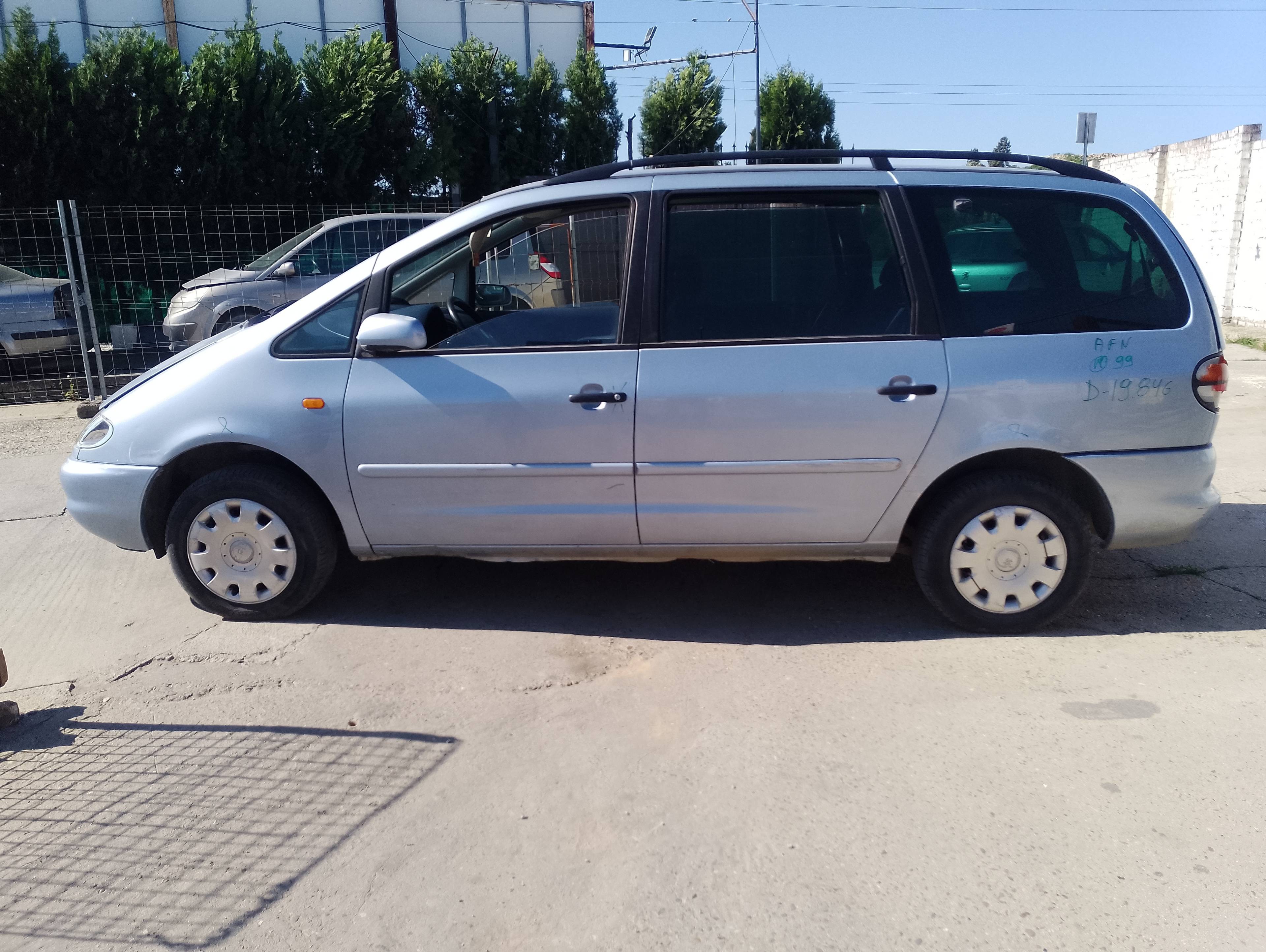 volkswagen sharan (7m8) del año 2005