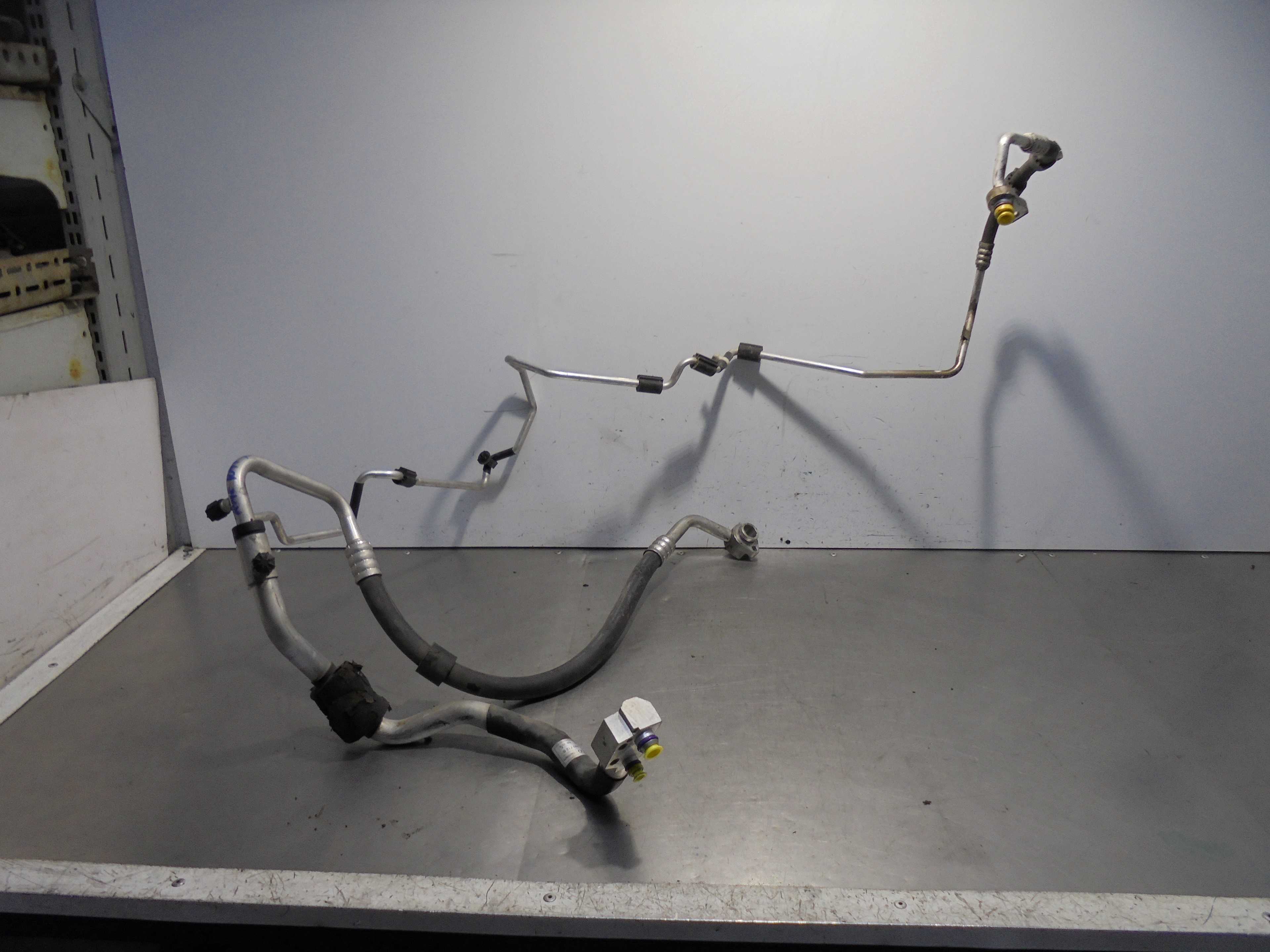 Recambio de tubos aire acondicionado para audi a4 avant (8k5) (2008) básico referencia OEM IAM   