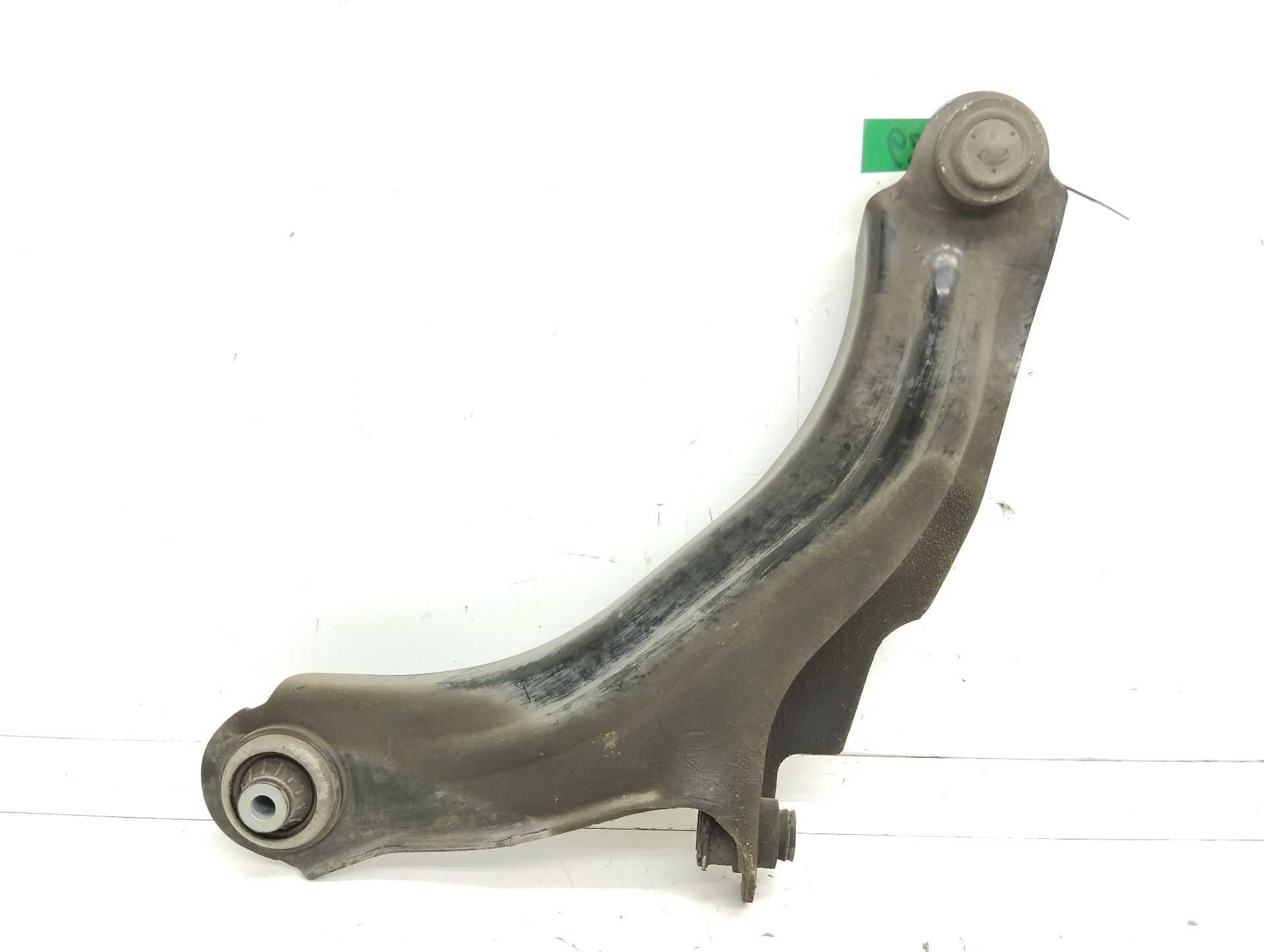 Recambio de brazo suspension inferior delantero derecho para renault clio iv zen referencia OEM IAM  545046162R 