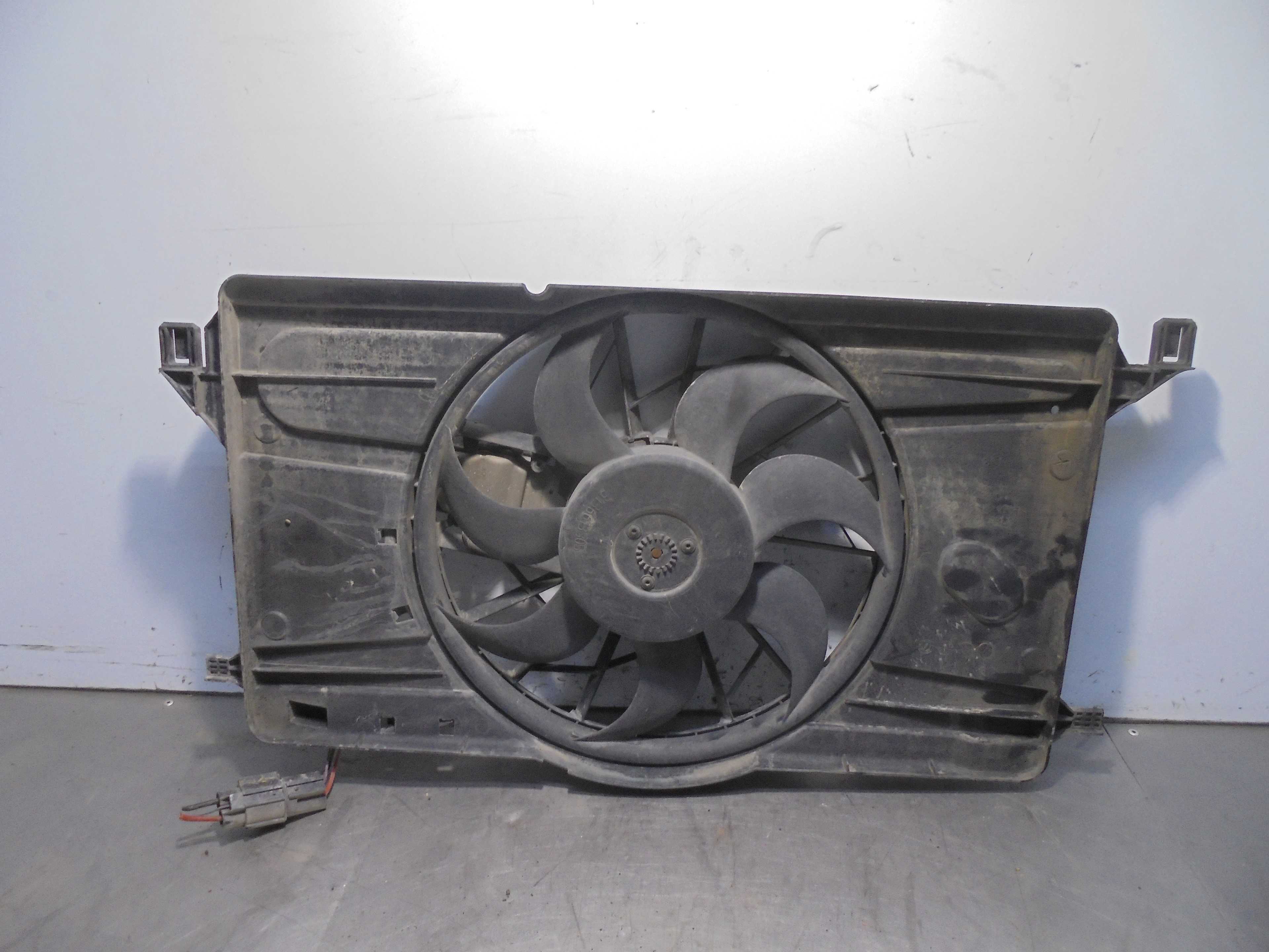 Recambio de electroventilador para ford focus c-max (cap) ambiente (d) referencia OEM IAM 3M5H8C607UC BOSCH 1137328148