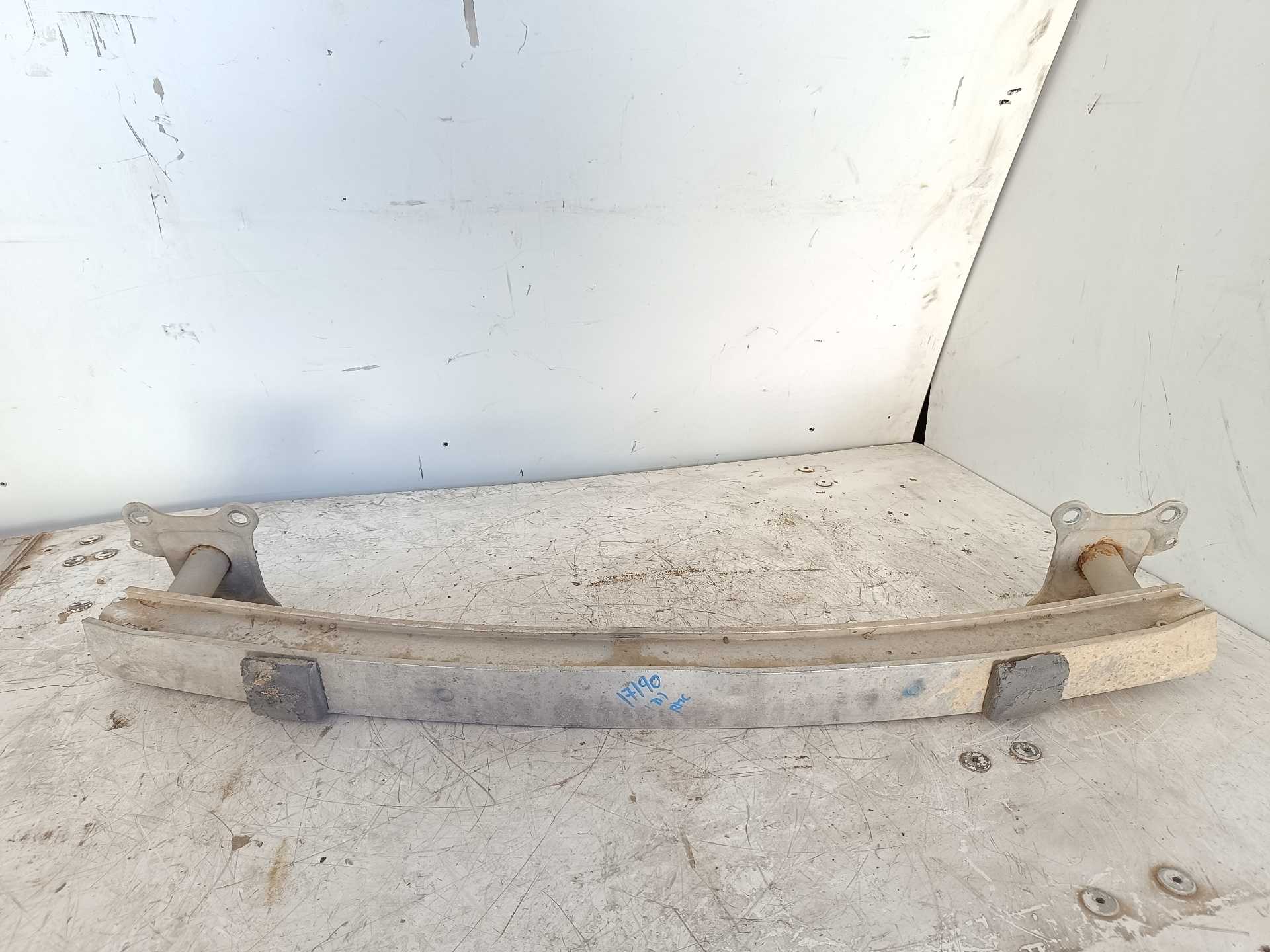 Recambio de refuerzo paragolpes delantero para audi a3 (8l) 1.9 tdi ambiente referencia OEM IAM 8L0807134A  