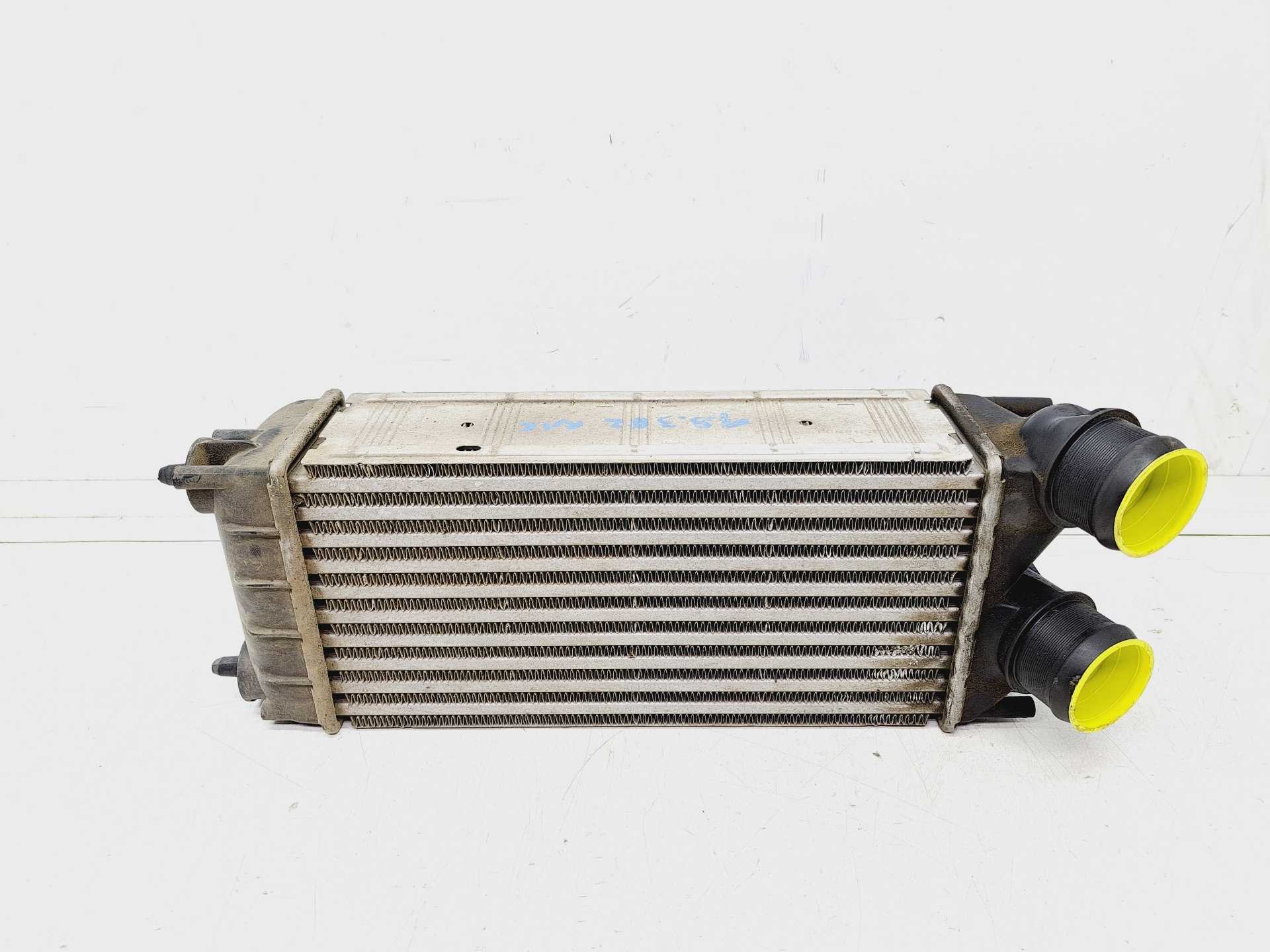 Recambio de intercooler para peugeot 3008 1.6 hdi fap referencia OEM IAM 9684212480 VALEO 