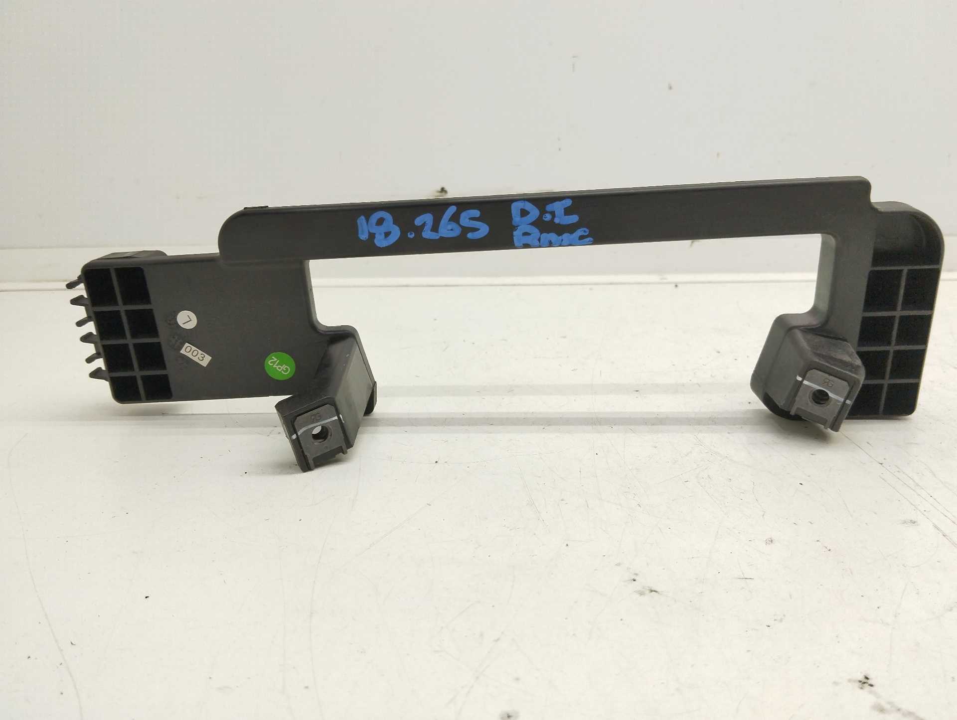 Recambio de moldura para citroën c5 aircross c-series referencia OEM IAM 9819883480  
