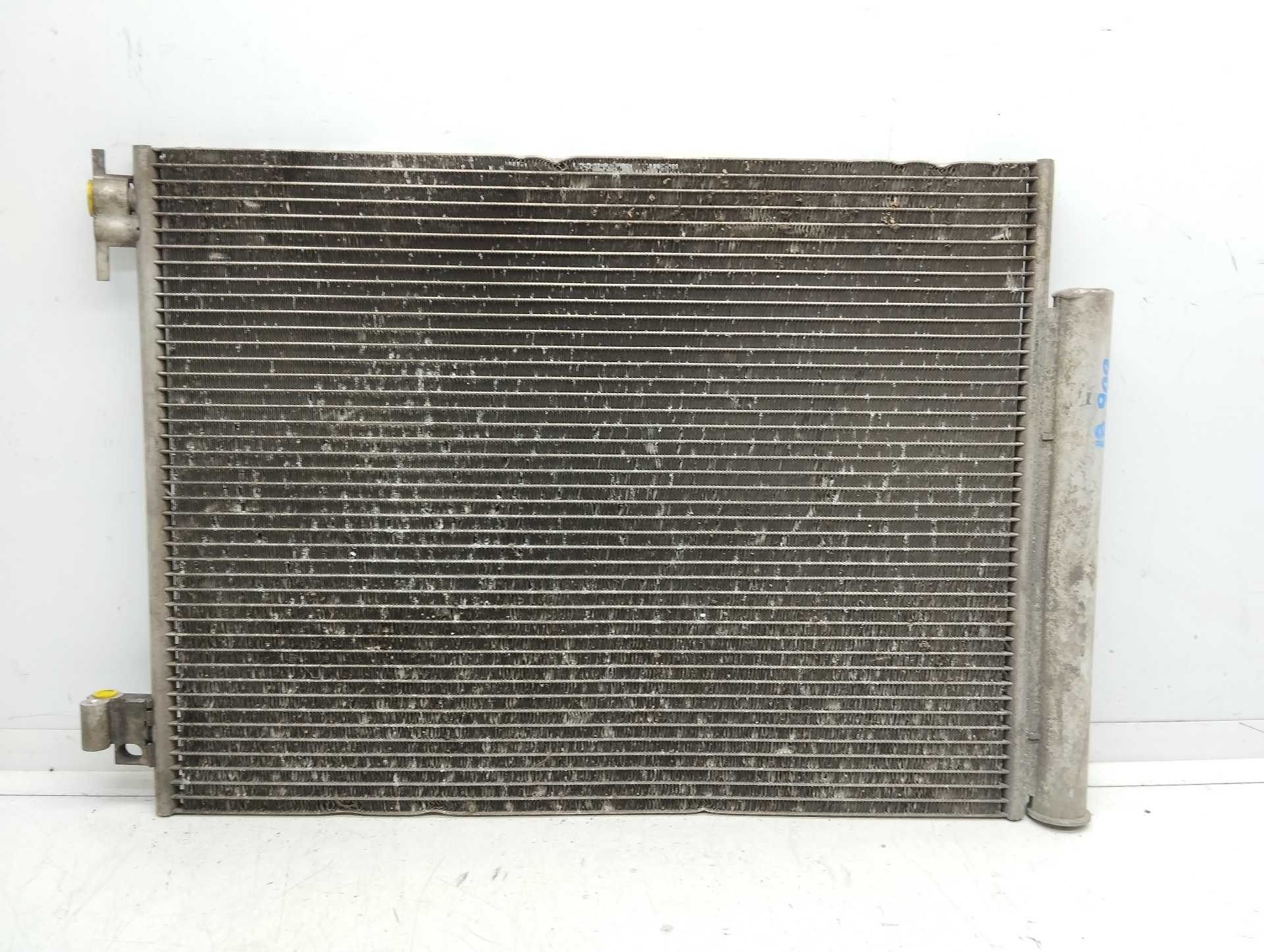 Recambio de condensador / radiador aire acondicionado para dacia logan ii ambiance referencia OEM IAM 921006454R M155718 VALEO