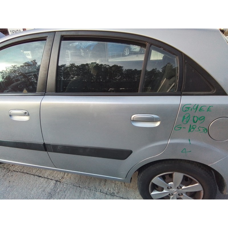 Recambio de puerta trasera izquierda para kia rio 1.4 cat referencia OEM IAM   