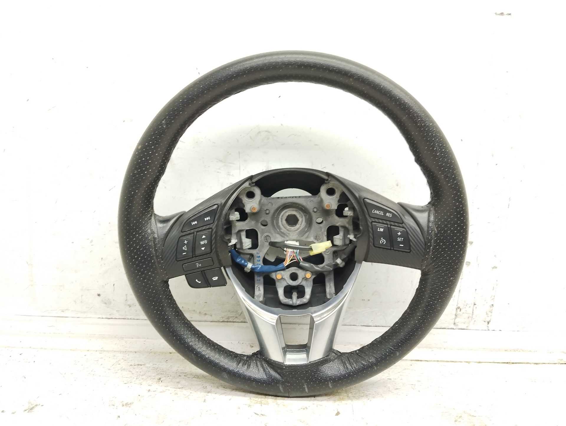 Recambio de volante para mazda cx-3 center-line referencia OEM IAM KD46150707  