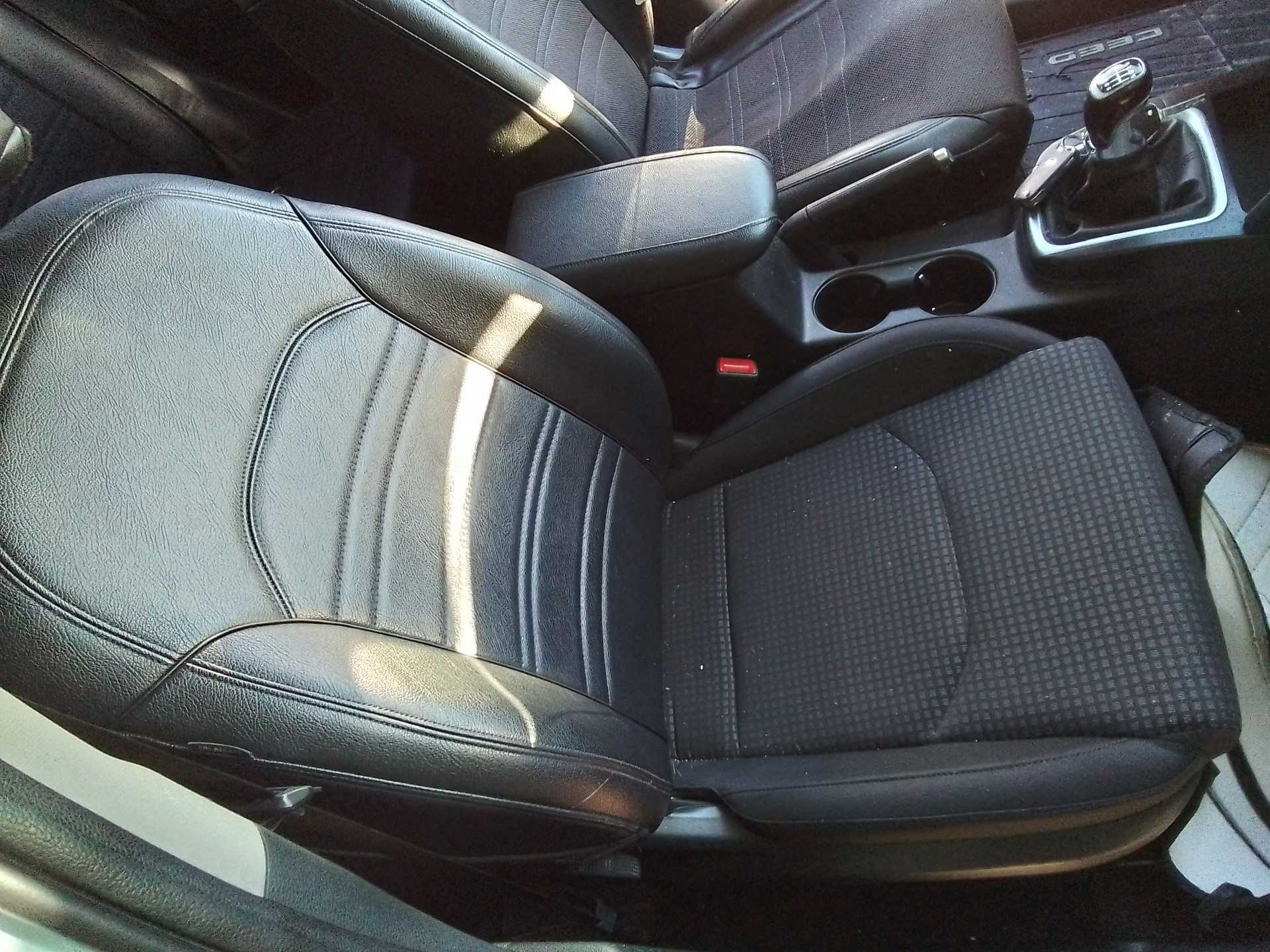 Recambio de asiento delantero derecho para kia ceed business referencia OEM IAM   