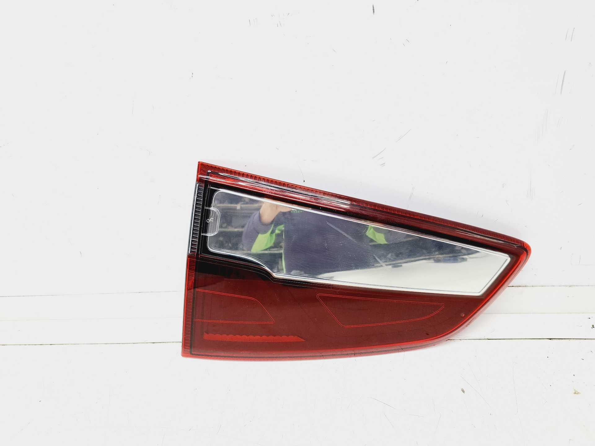 Recambio de piloto porton trasero izquierdo para ford ecosport (cr6) cool&connect referencia OEM IAM GN1513A603  