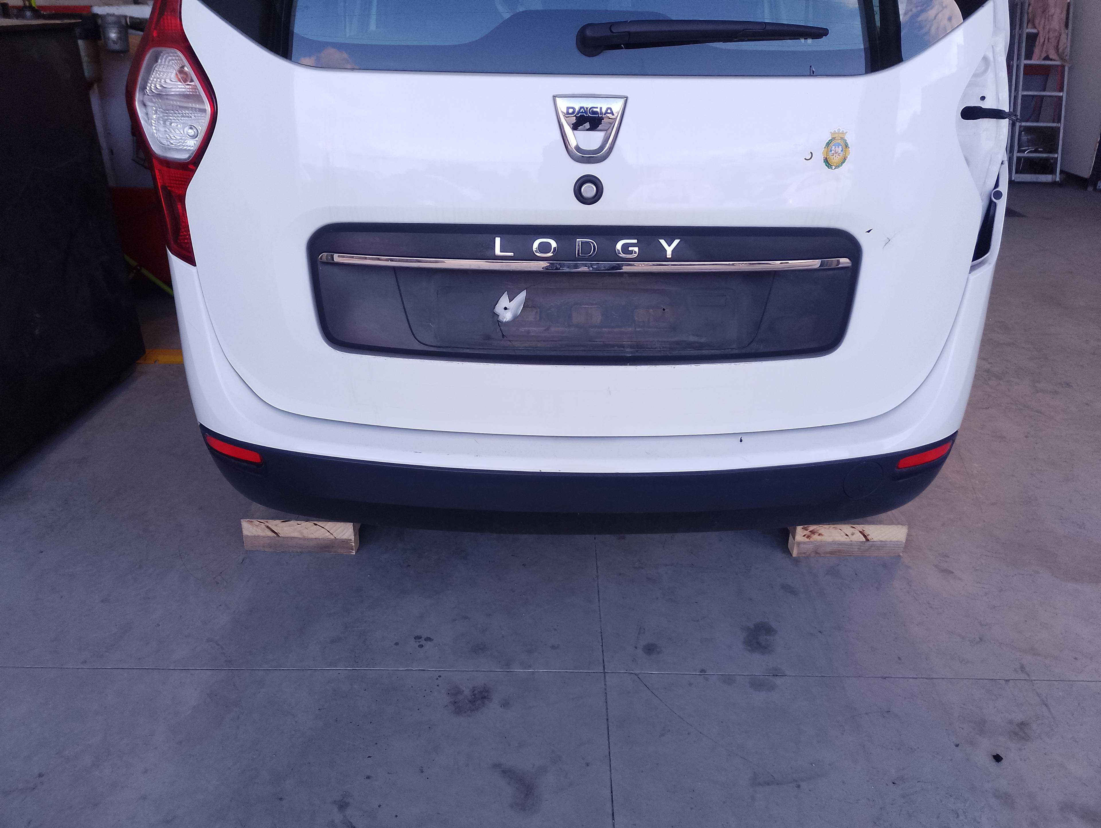 Recambio de paragolpes trasero para dacia lodgy 15th anniversary referencia OEM IAM   