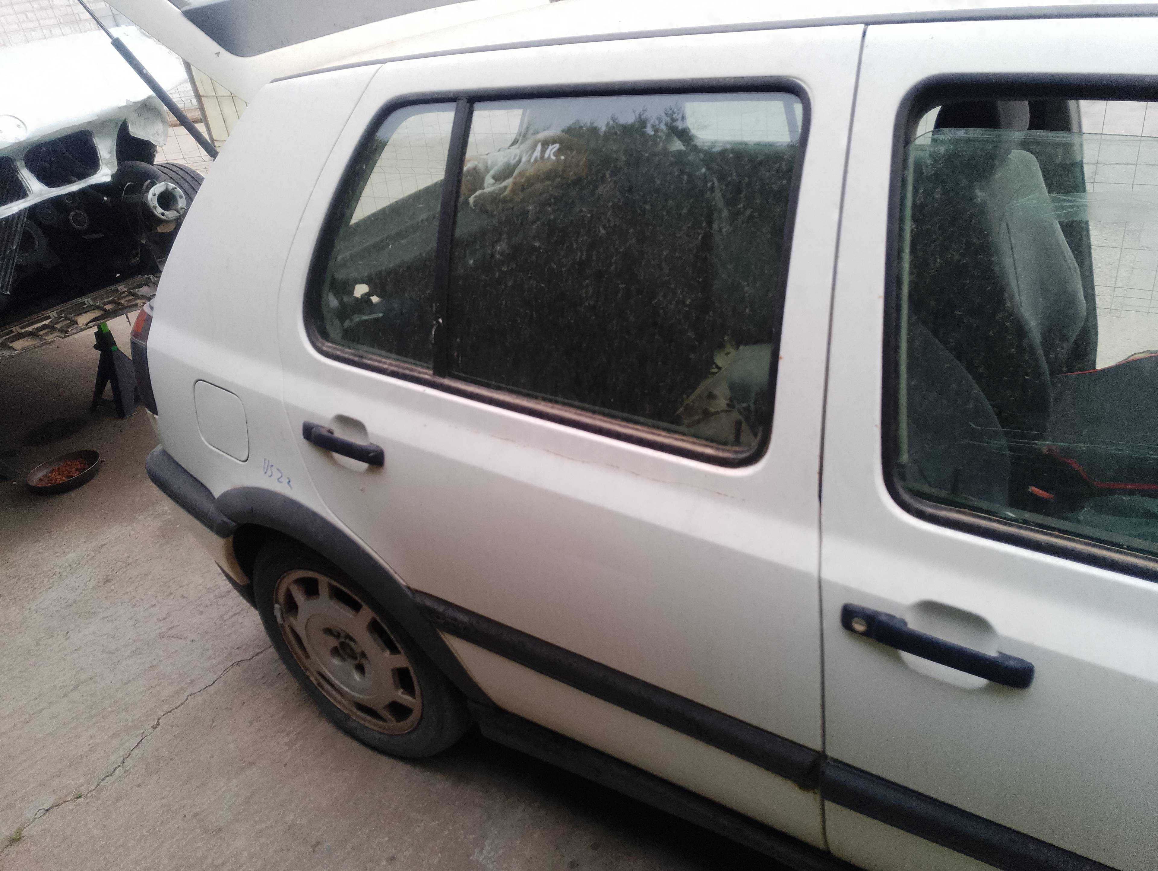 Recambio de puerta trasera derecha para volkswagen golf iii berlina (1h1) 2.0 referencia OEM IAM   