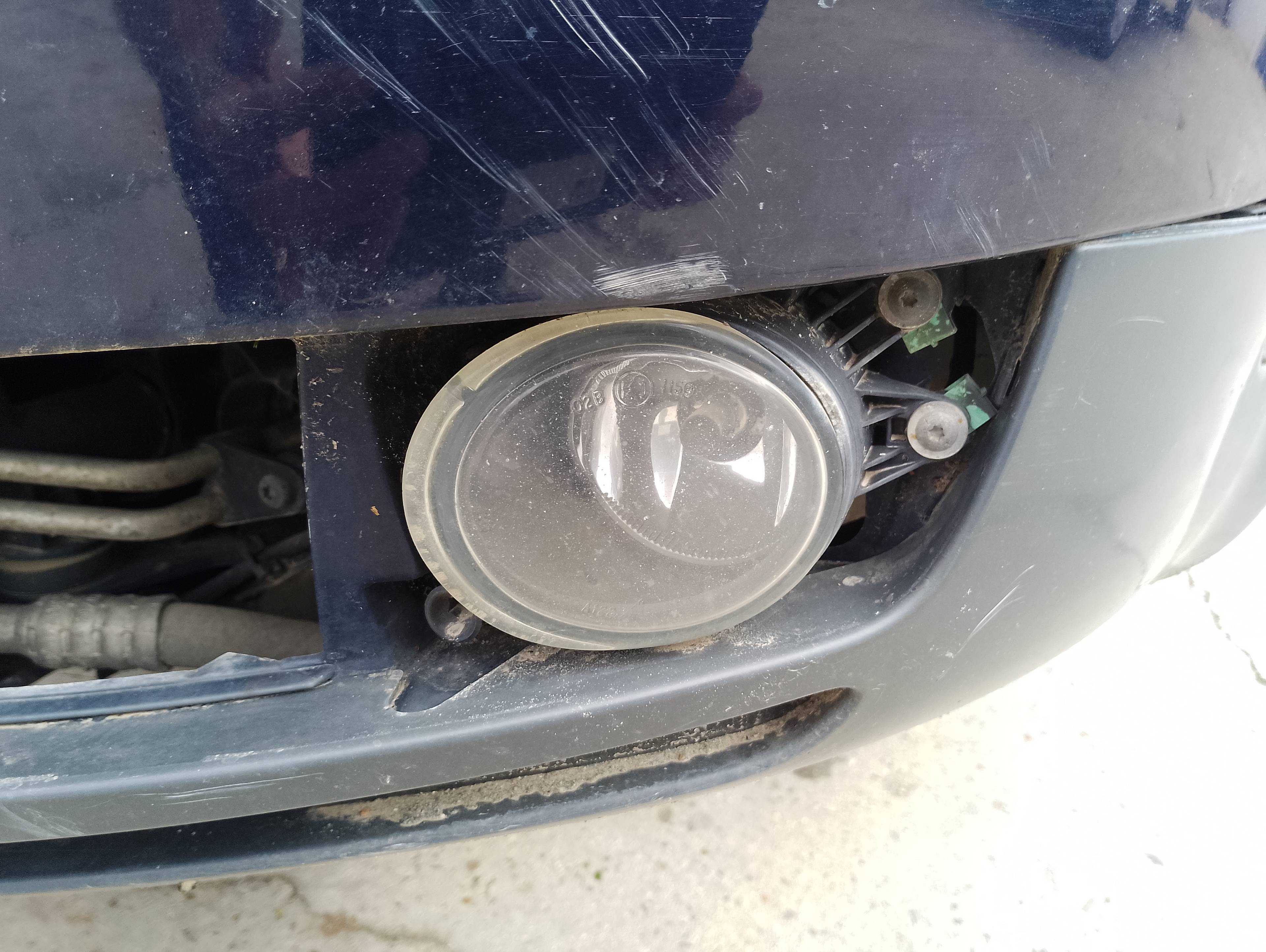 Recambio de faro antiniebla izquierdo para audi a4 berlina (8e) 2.0 referencia OEM IAM   