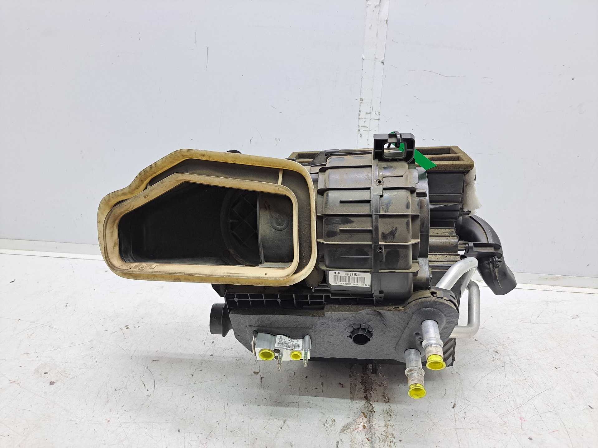 Recambio de caja calefaccion para peugeot 308 active referencia OEM IAM 9807731580  