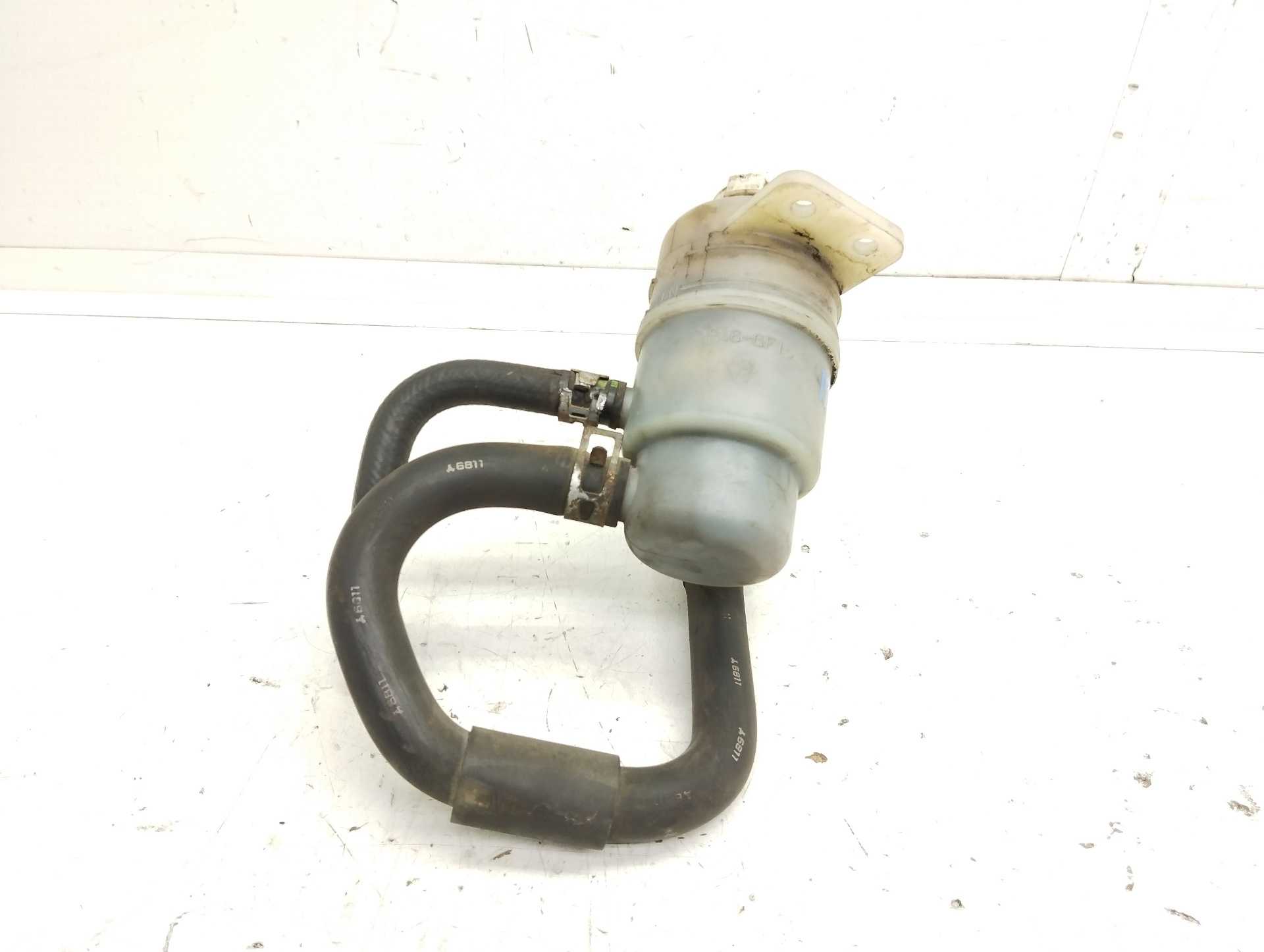 Recambio de deposito liquido direccion para mitsubishi grandis (na0w) 2.0 di-d cat referencia OEM IAM MR223998  