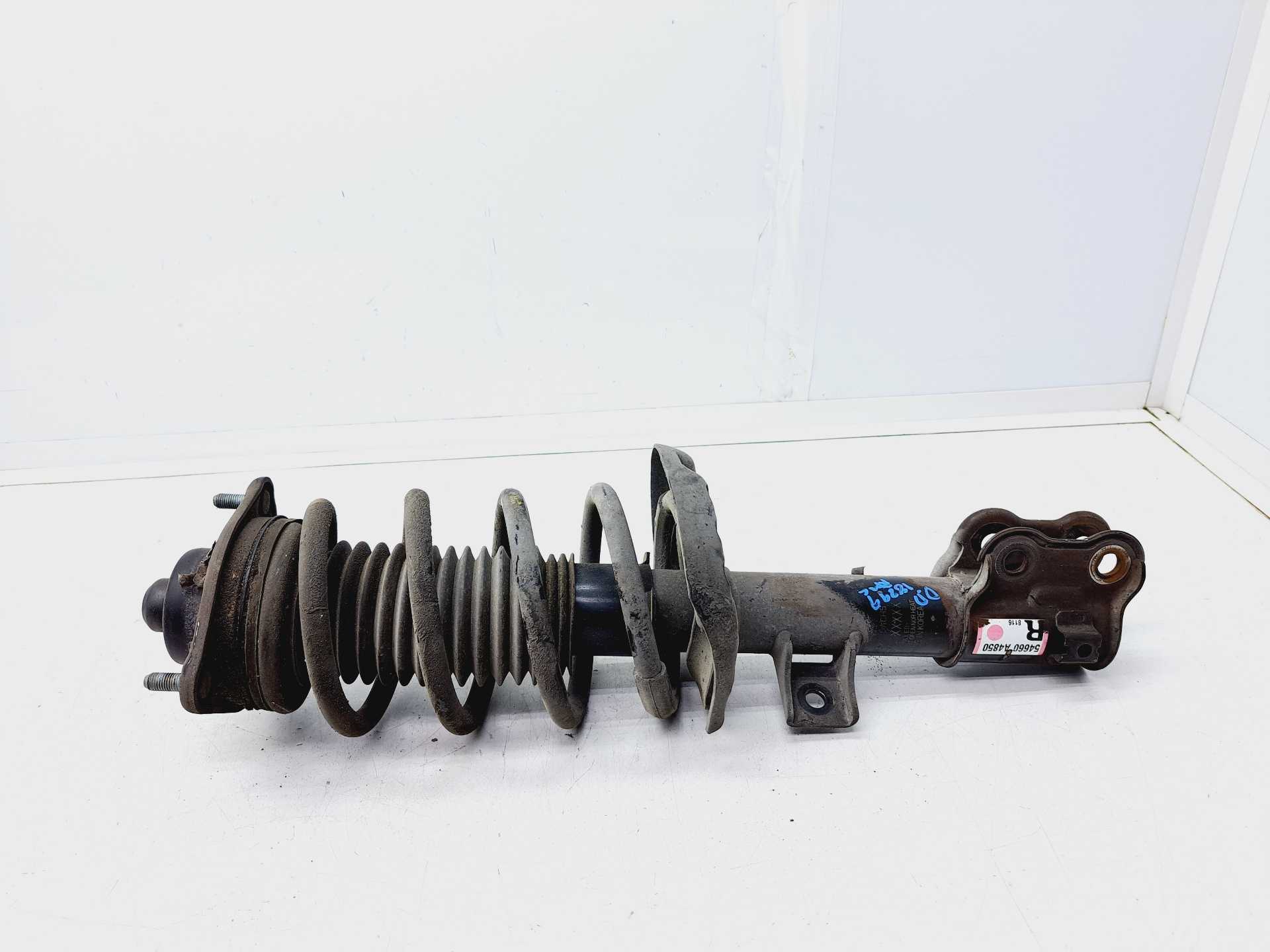Recambio de amortiguador delantero derecho para kia carens ( ) basic referencia OEM IAM 54660A4850  