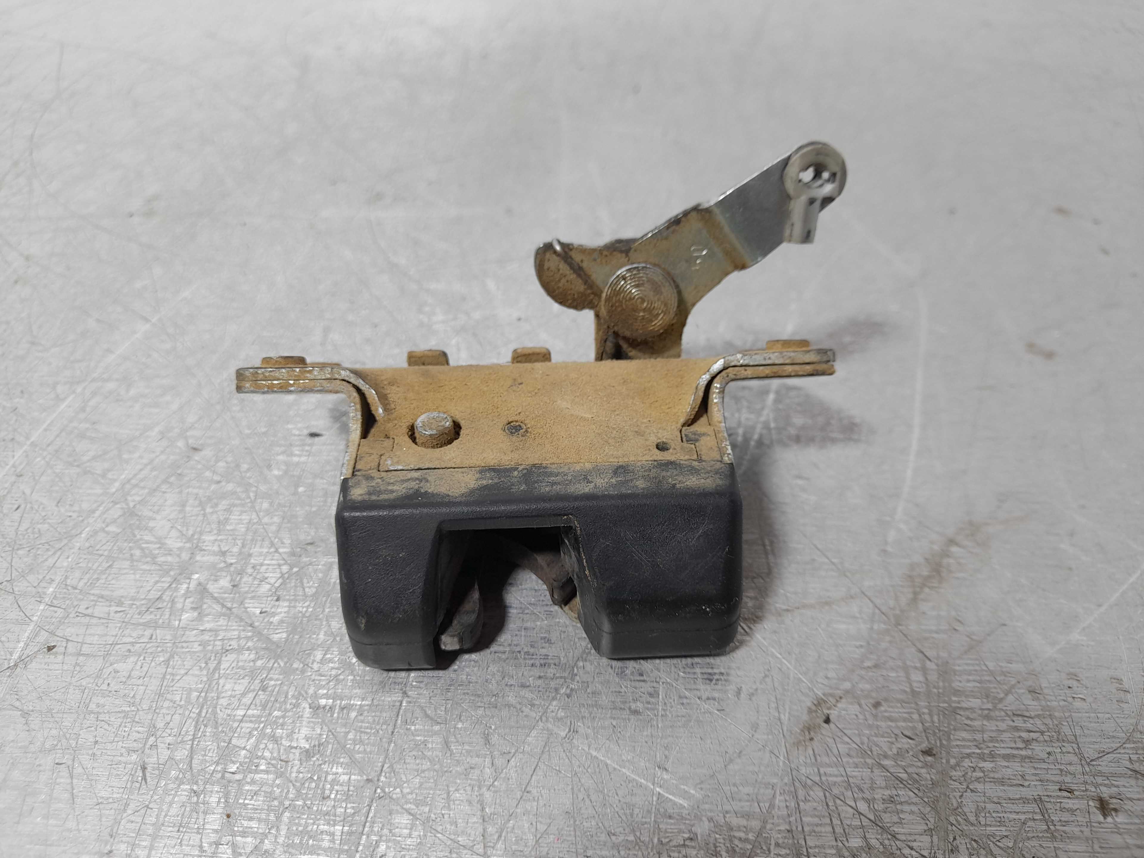 Recambio de cerradura maletero / porton para opel meriva blue line referencia OEM IAM   