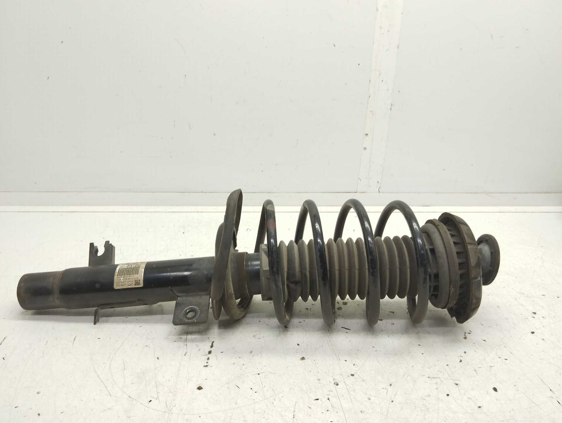 Recambio de amortiguador delantero derecho para peugeot 208 style referencia OEM IAM 9804831280 22284412 